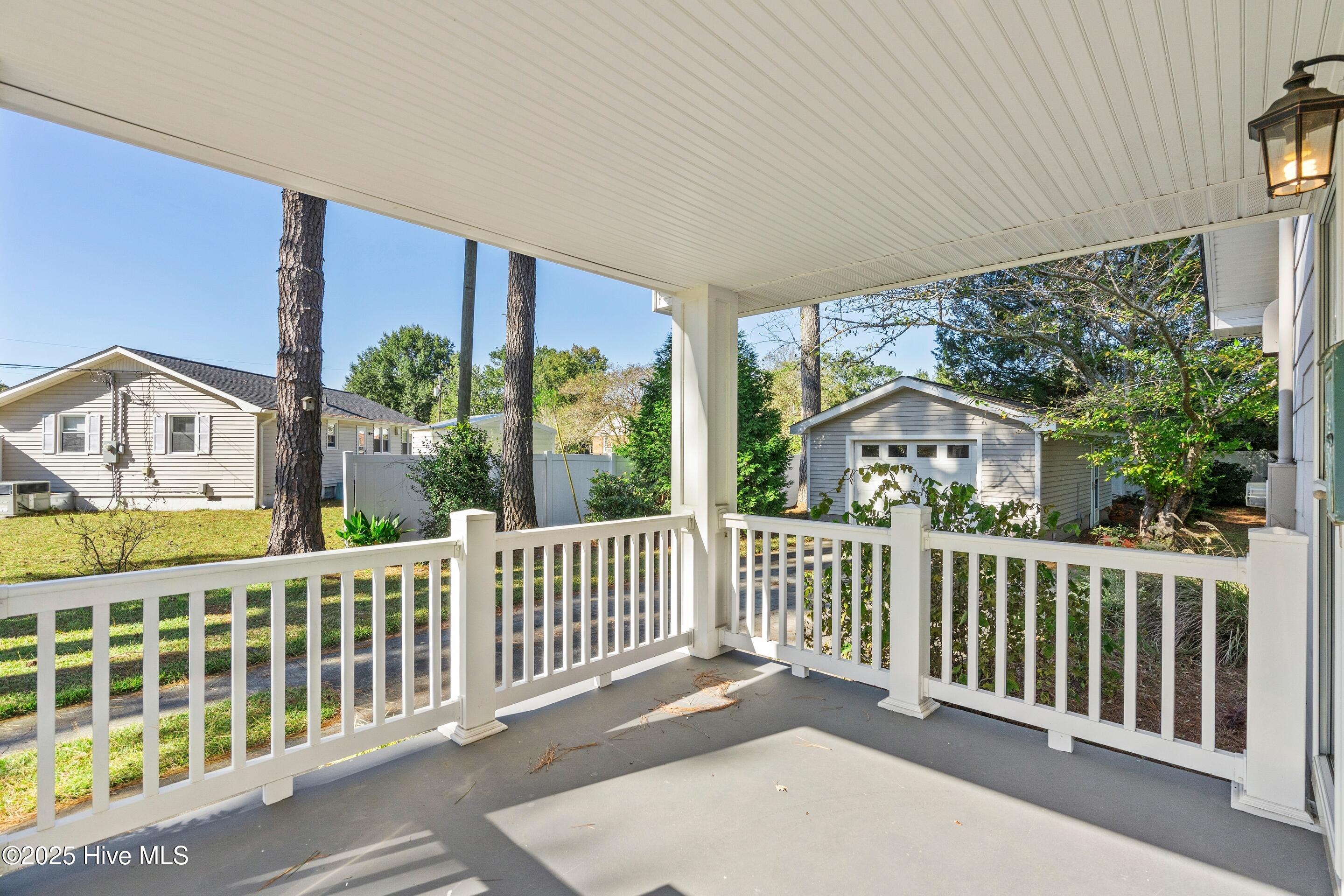 100537321 | Photo 22