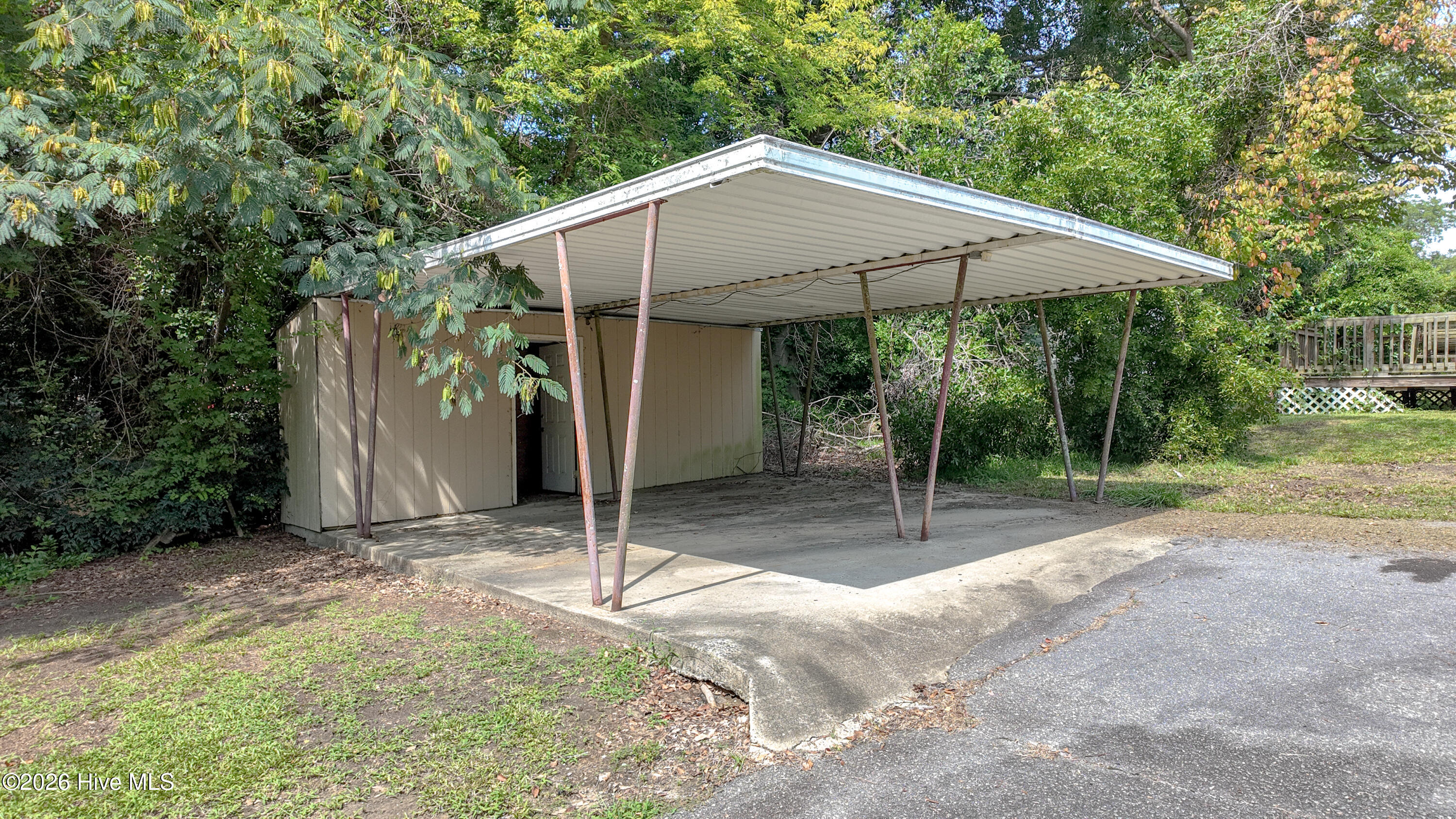 33rd image of 114 Eastover Ave, Clinton, NC 28328 | MLS# 100596515