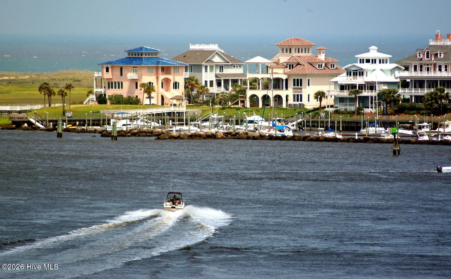 100559910 | Photo 56