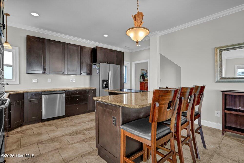 100567511 | Photo 12