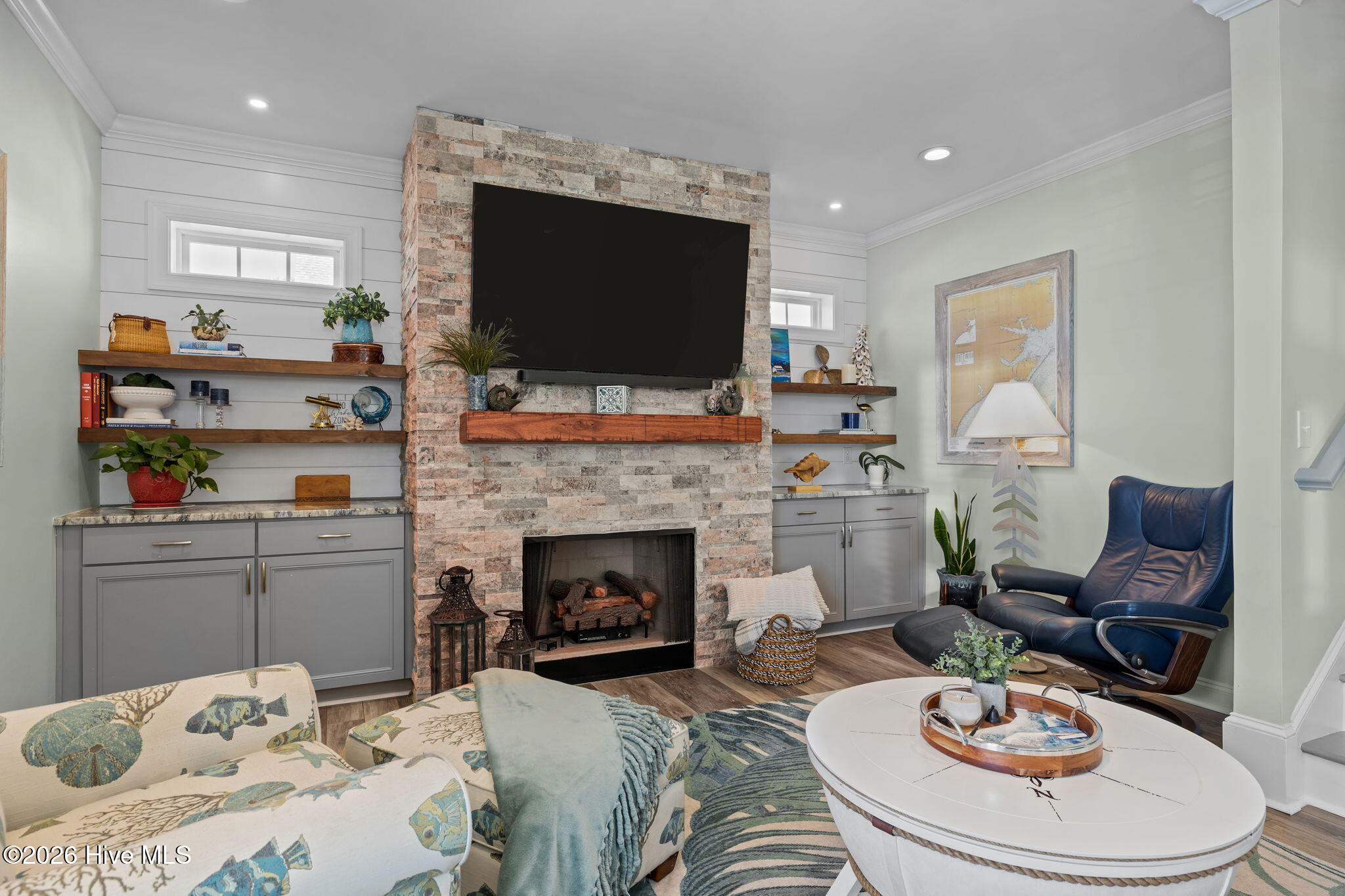 127 Sound Point 