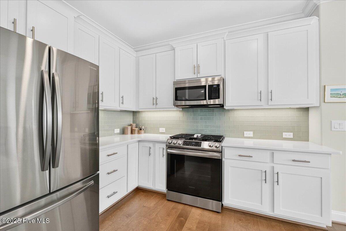 100537556 | Photo 12