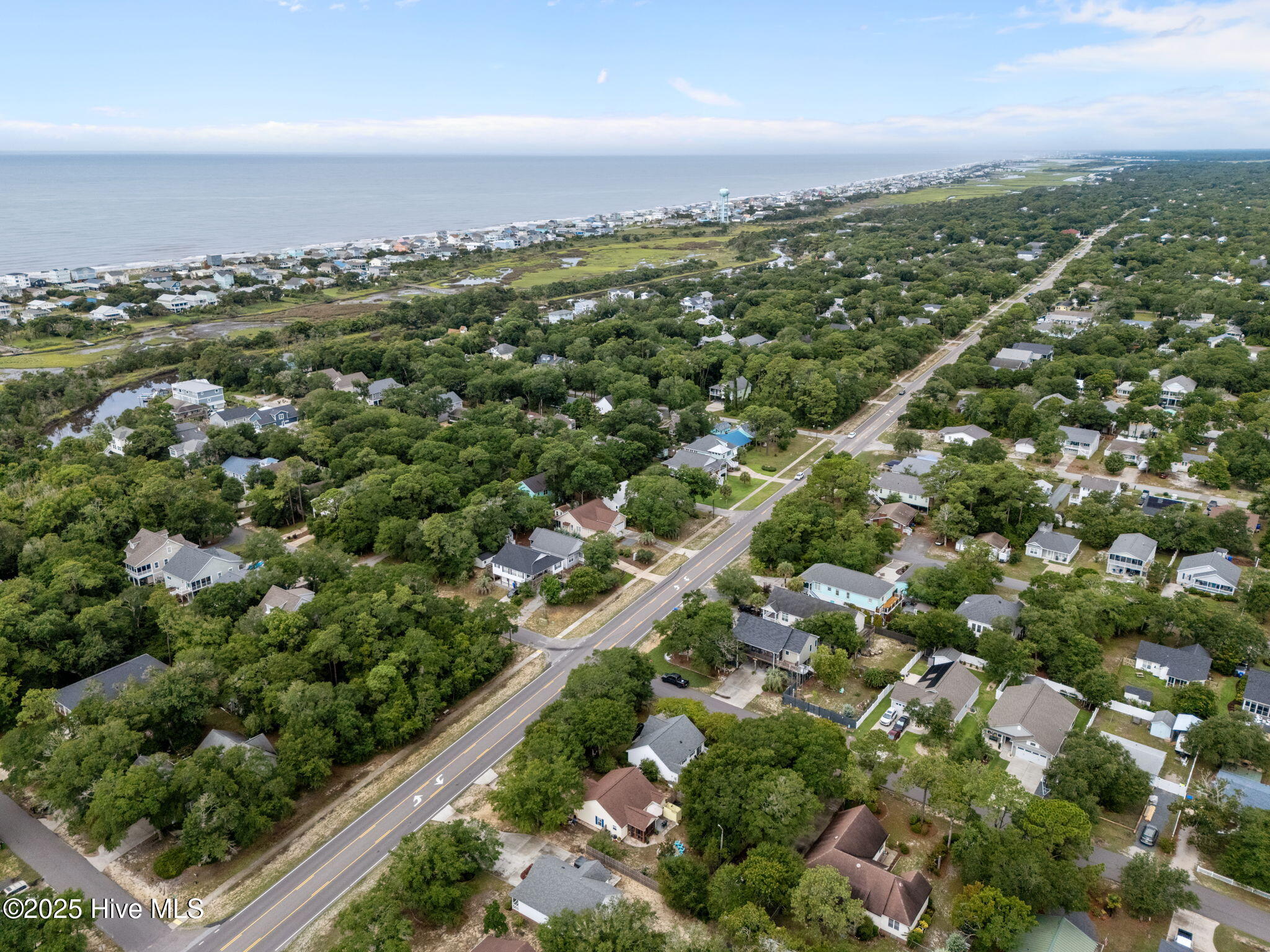 100557210 | Photo 36