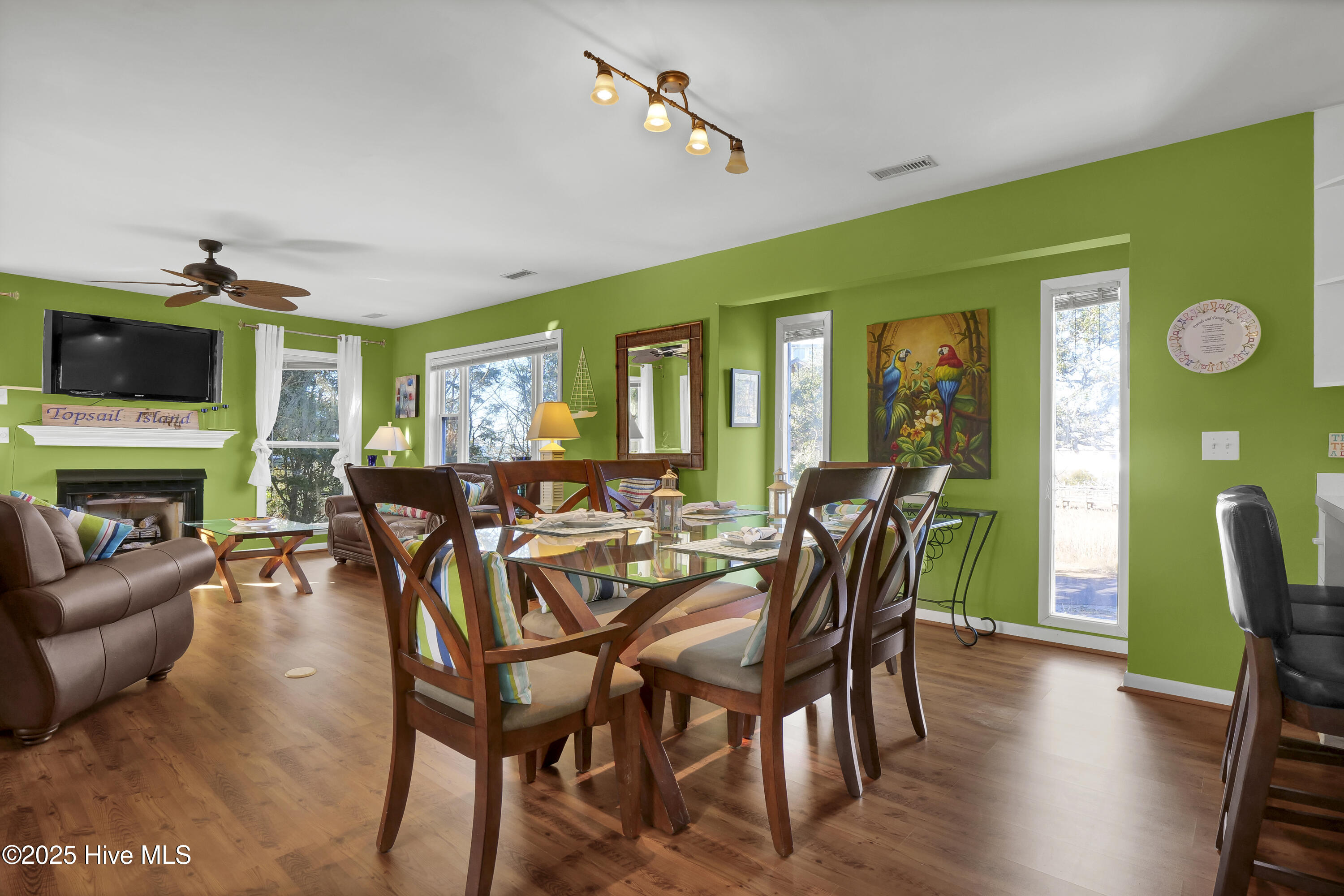 111 Cutlass Drive, Surf City, NC, 28445