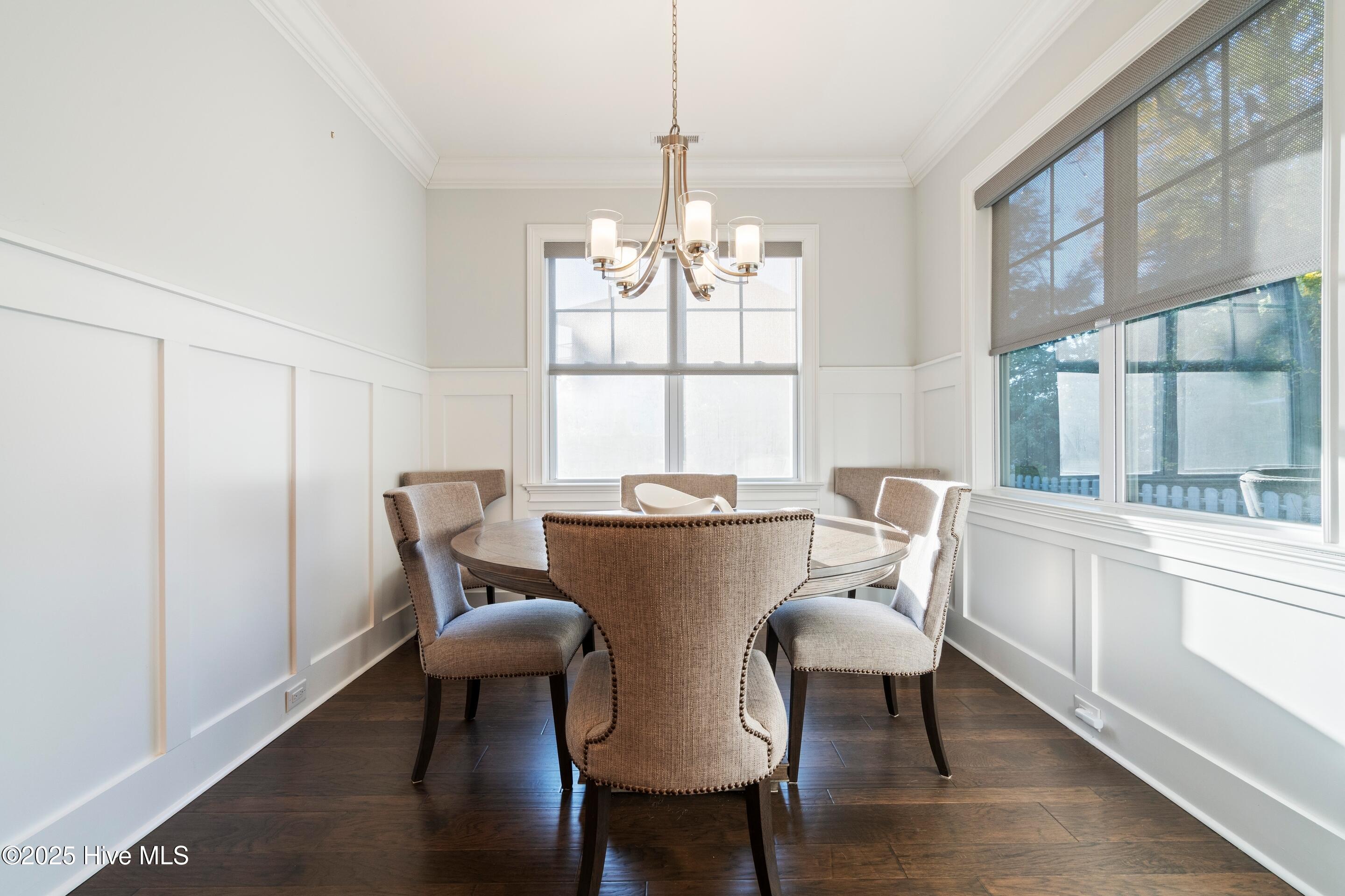 100542073 | Photo 23