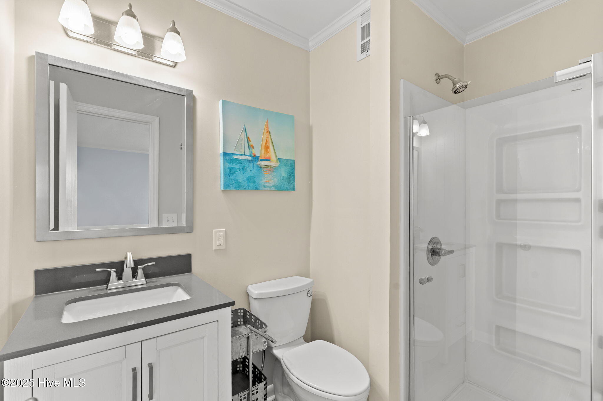 100547029 | Photo 29