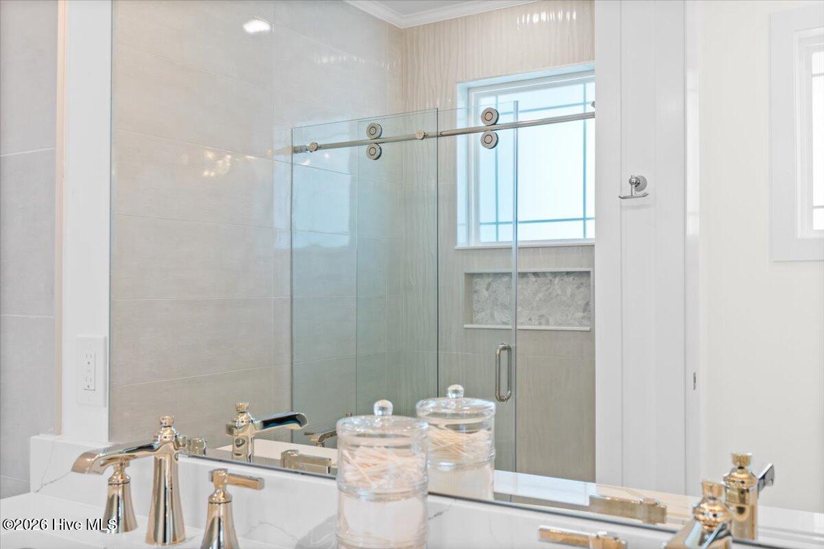 100552016 | Photo 29