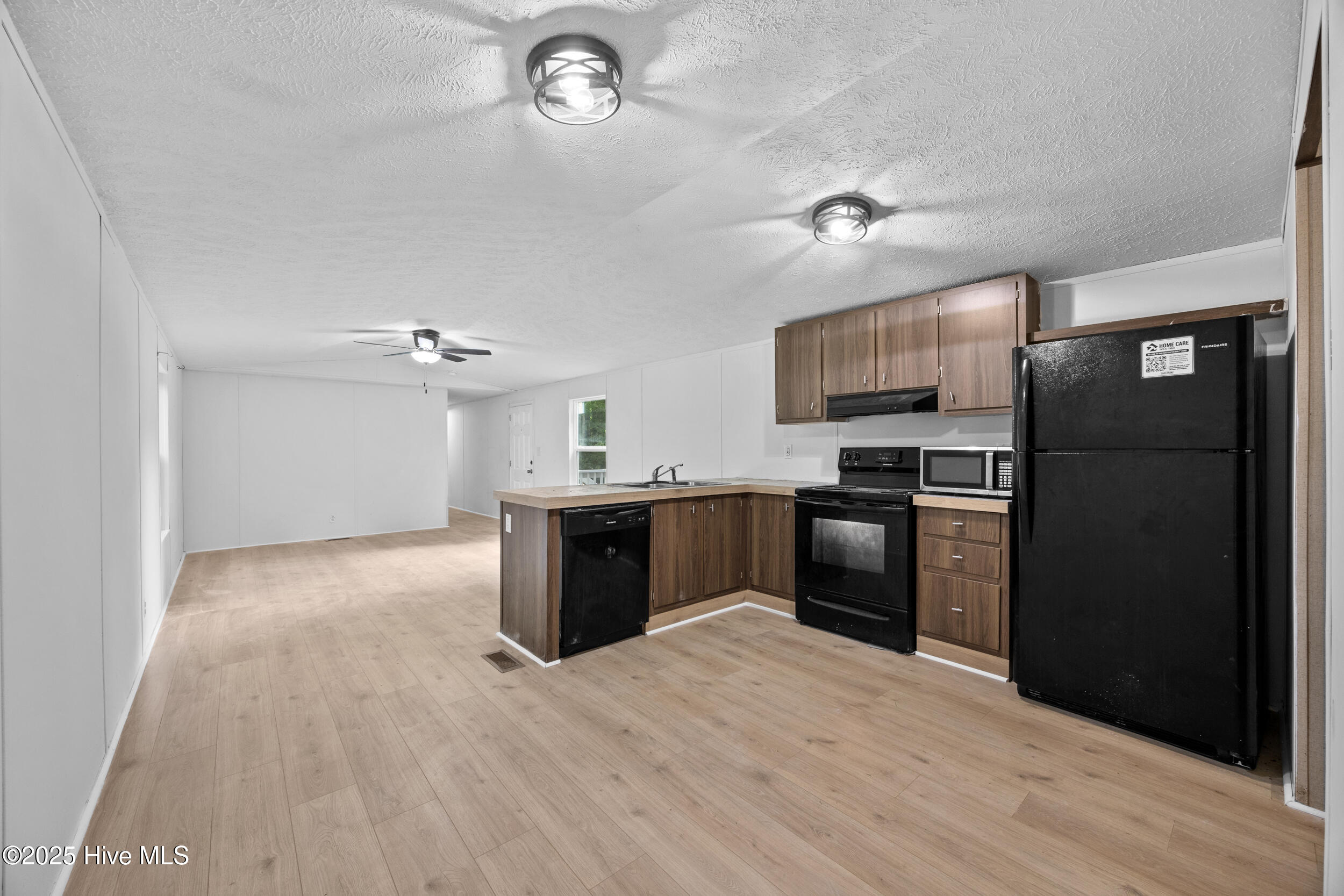 325 Messer Loop Road, Burgaw, NC 28425 – photo 6: 005_TjSf