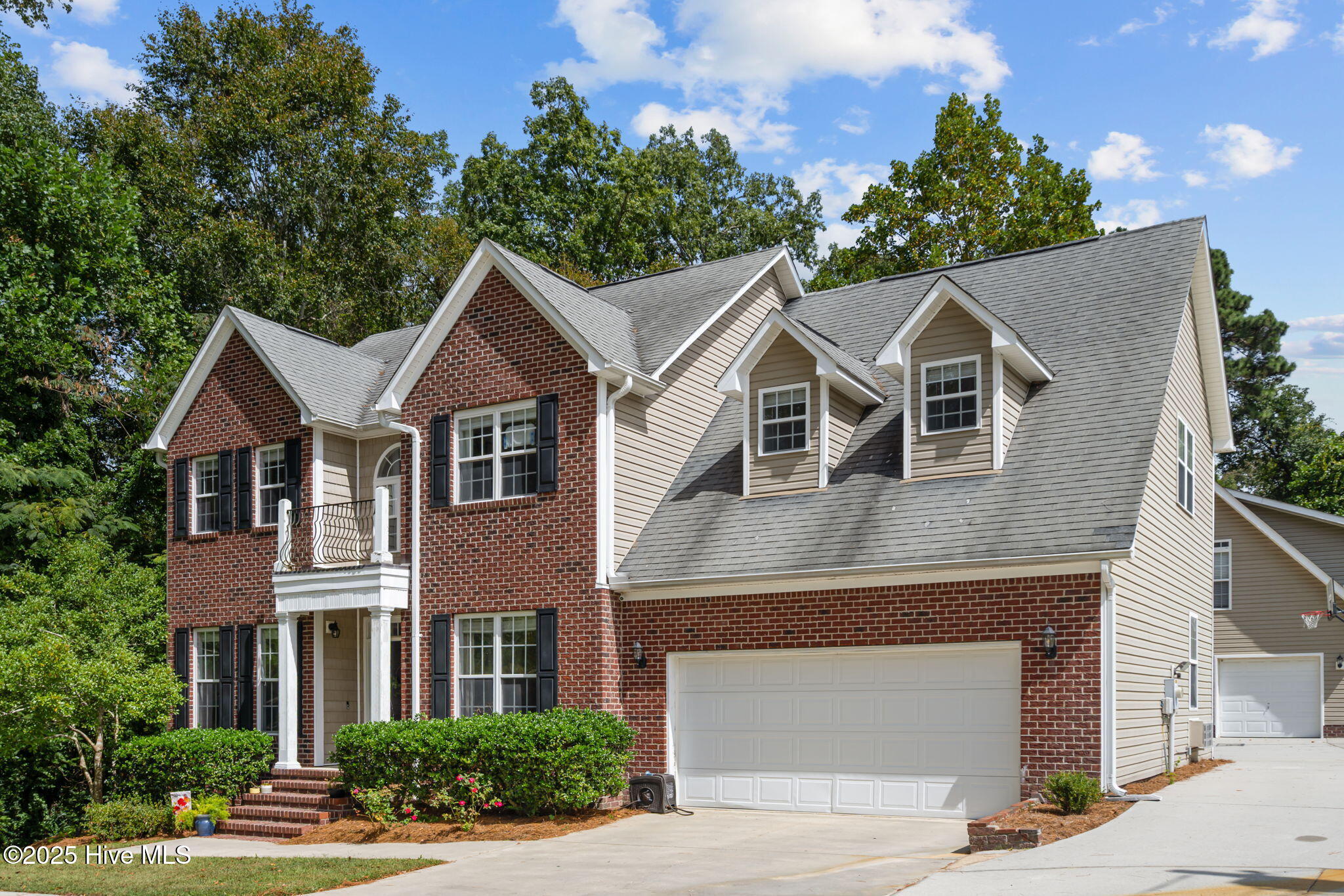 Homes for sale in Jacksonville, NC | 403 Country Club Dr, Jacksonville, NC 28546 | MLS# 100540285