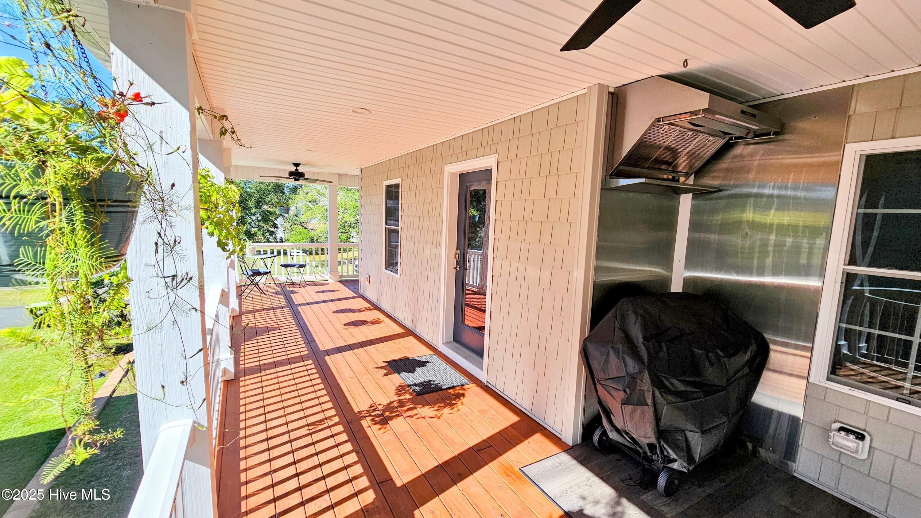1955 Camelot Drive SW, Ocean Isle Beach, NC 28469 – photo 4: 027