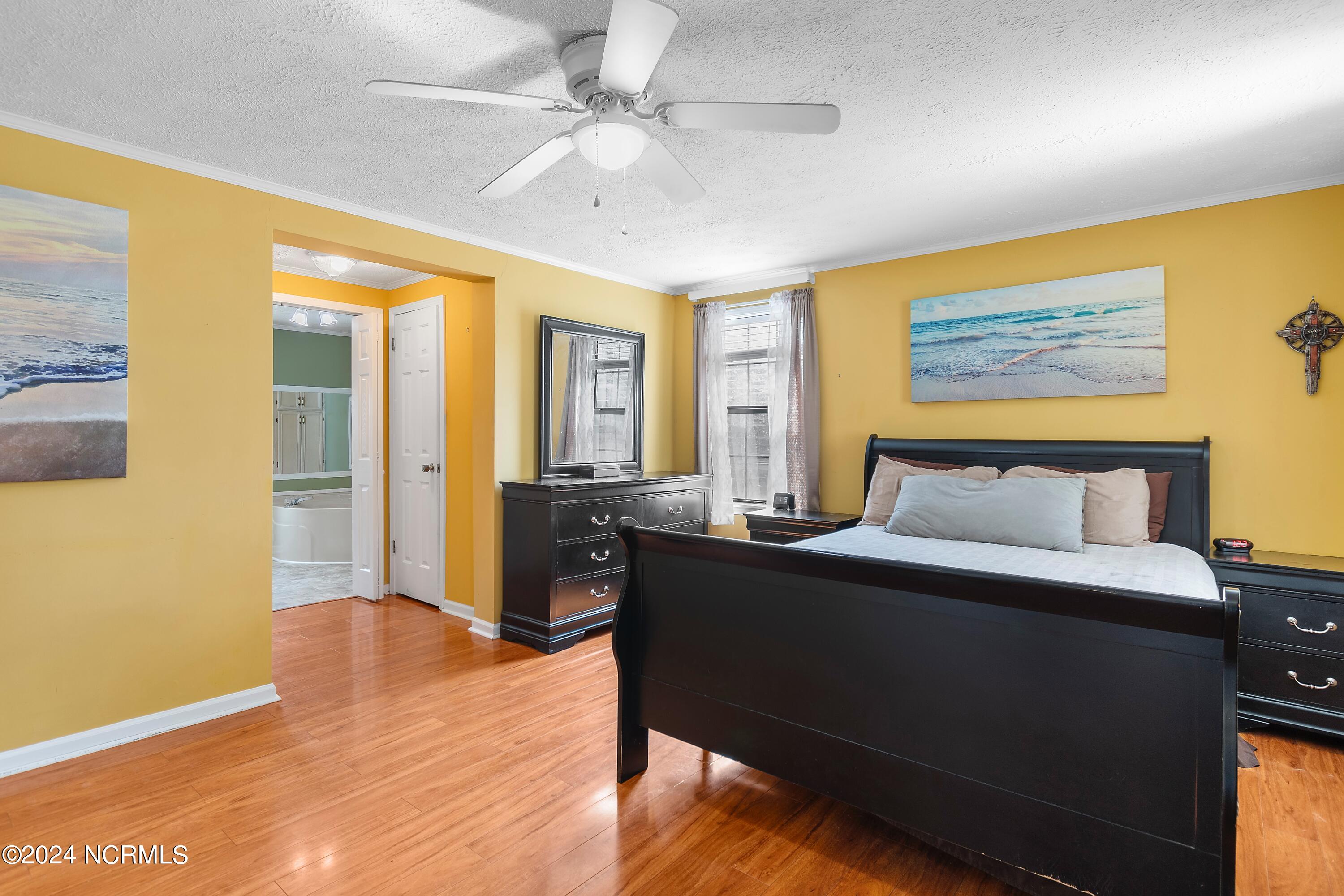 100547405 | Photo 10