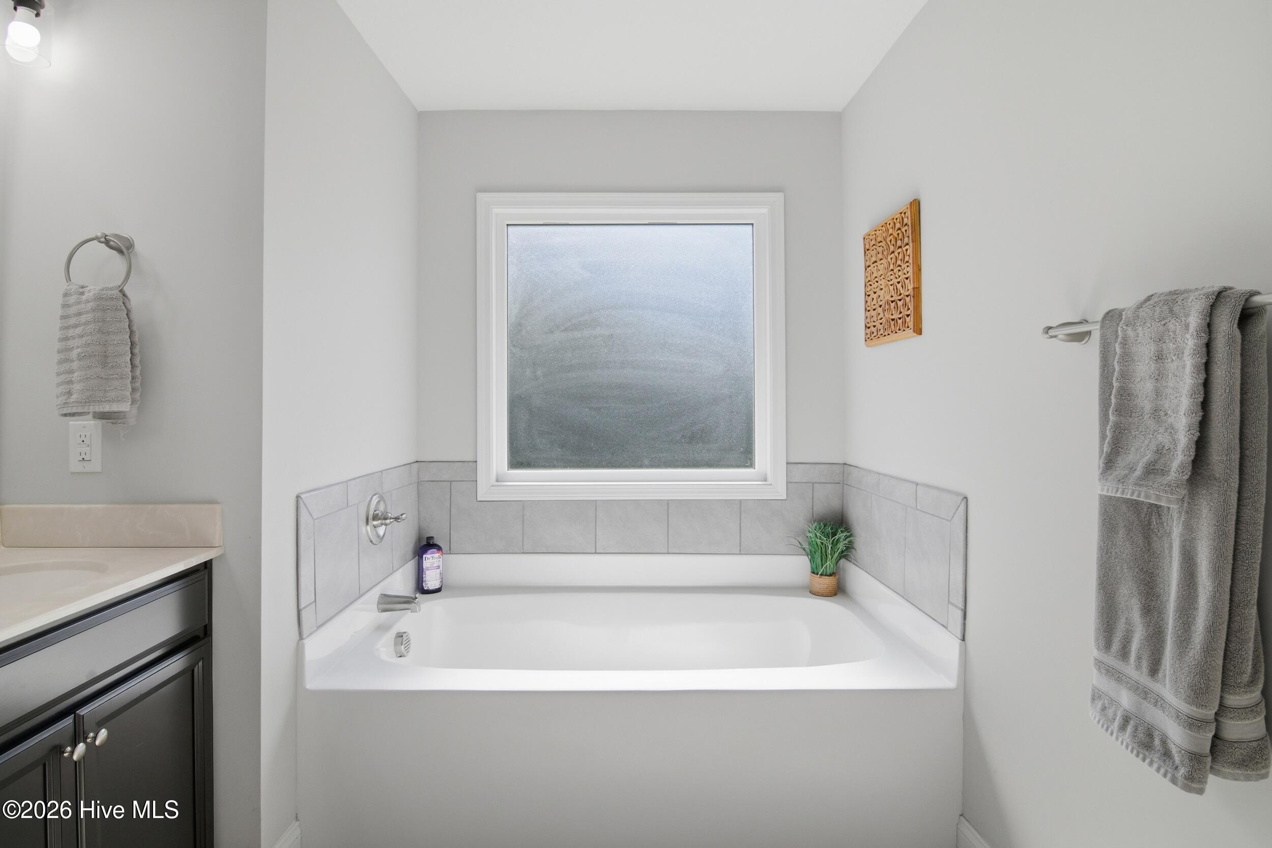 100552695 | Photo 39