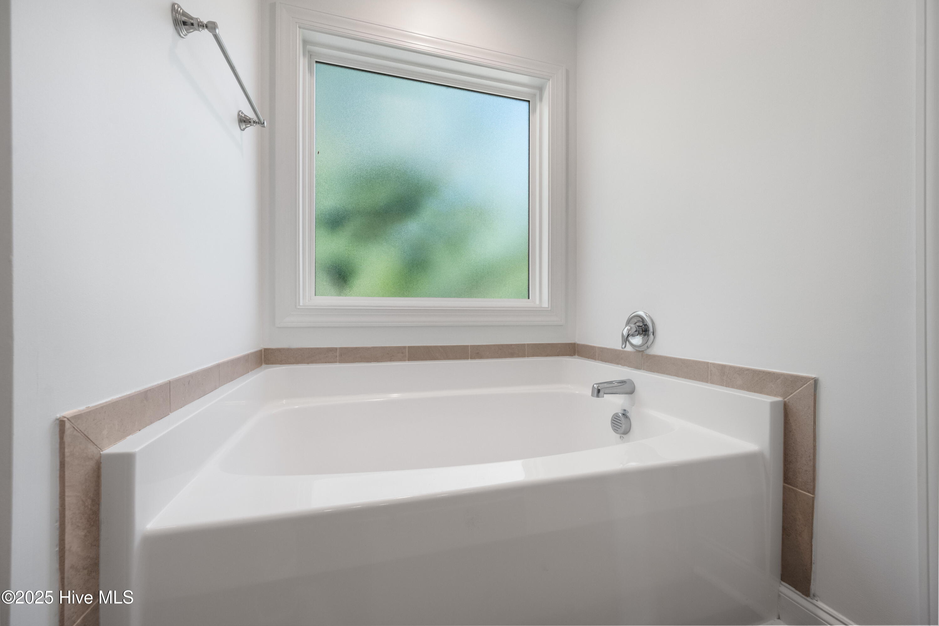 100546019 | Photo 26