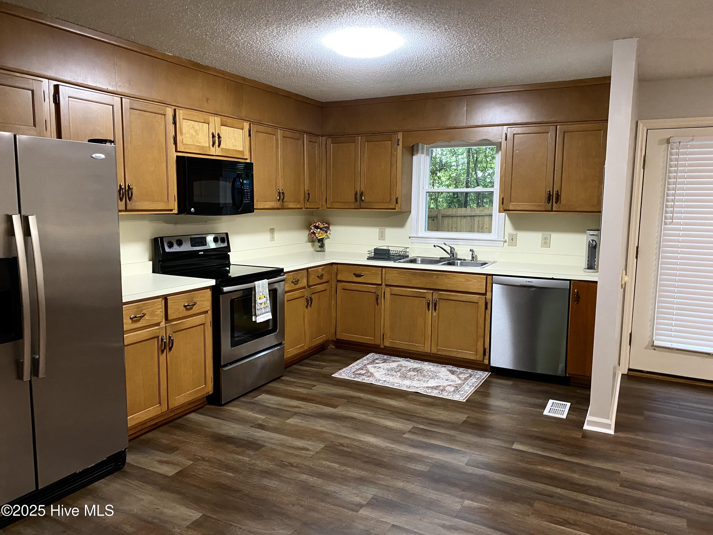 901 Heather Trail