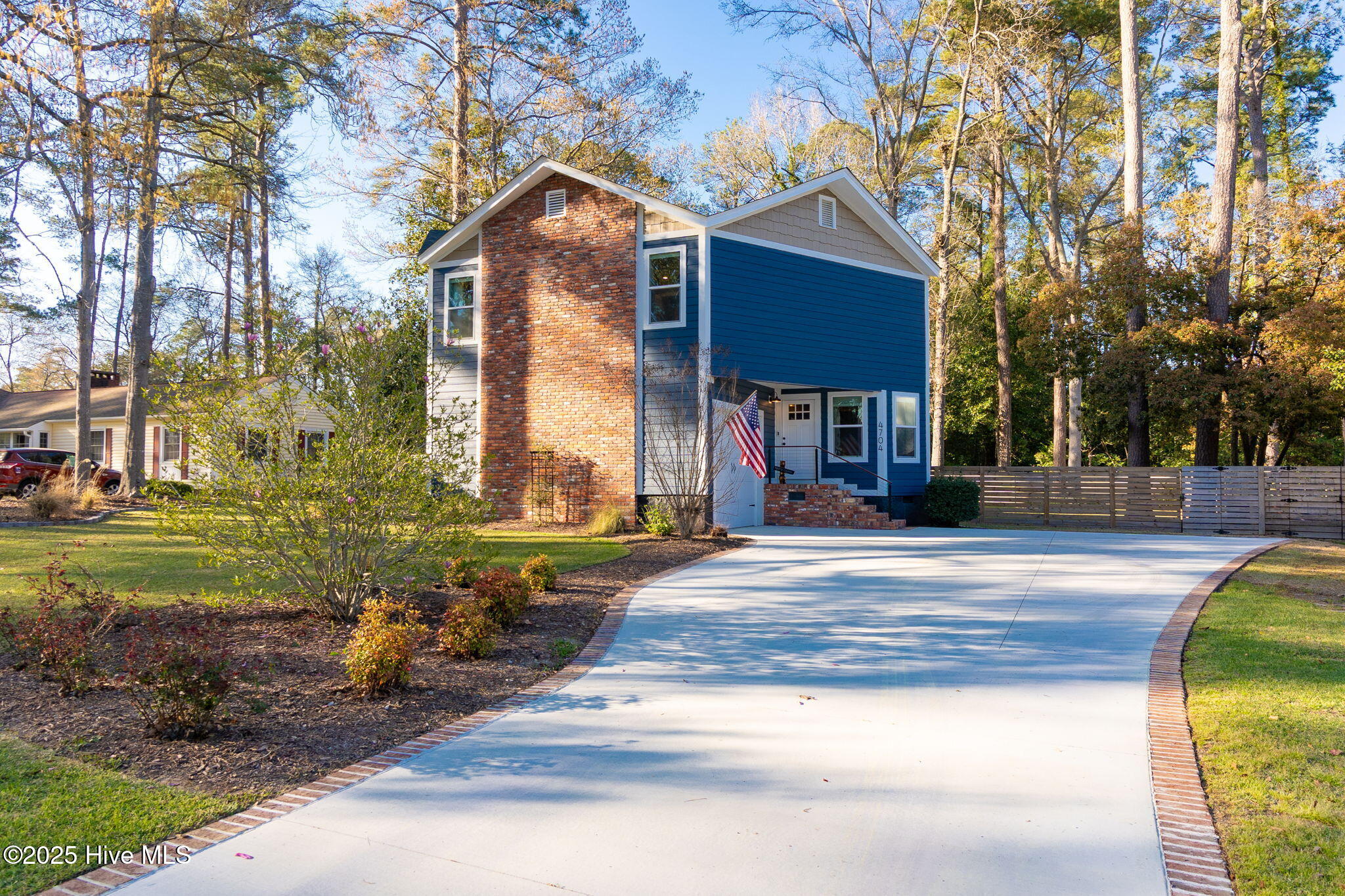 2027 Blackbeard Drive, Oriental, NC, 28571