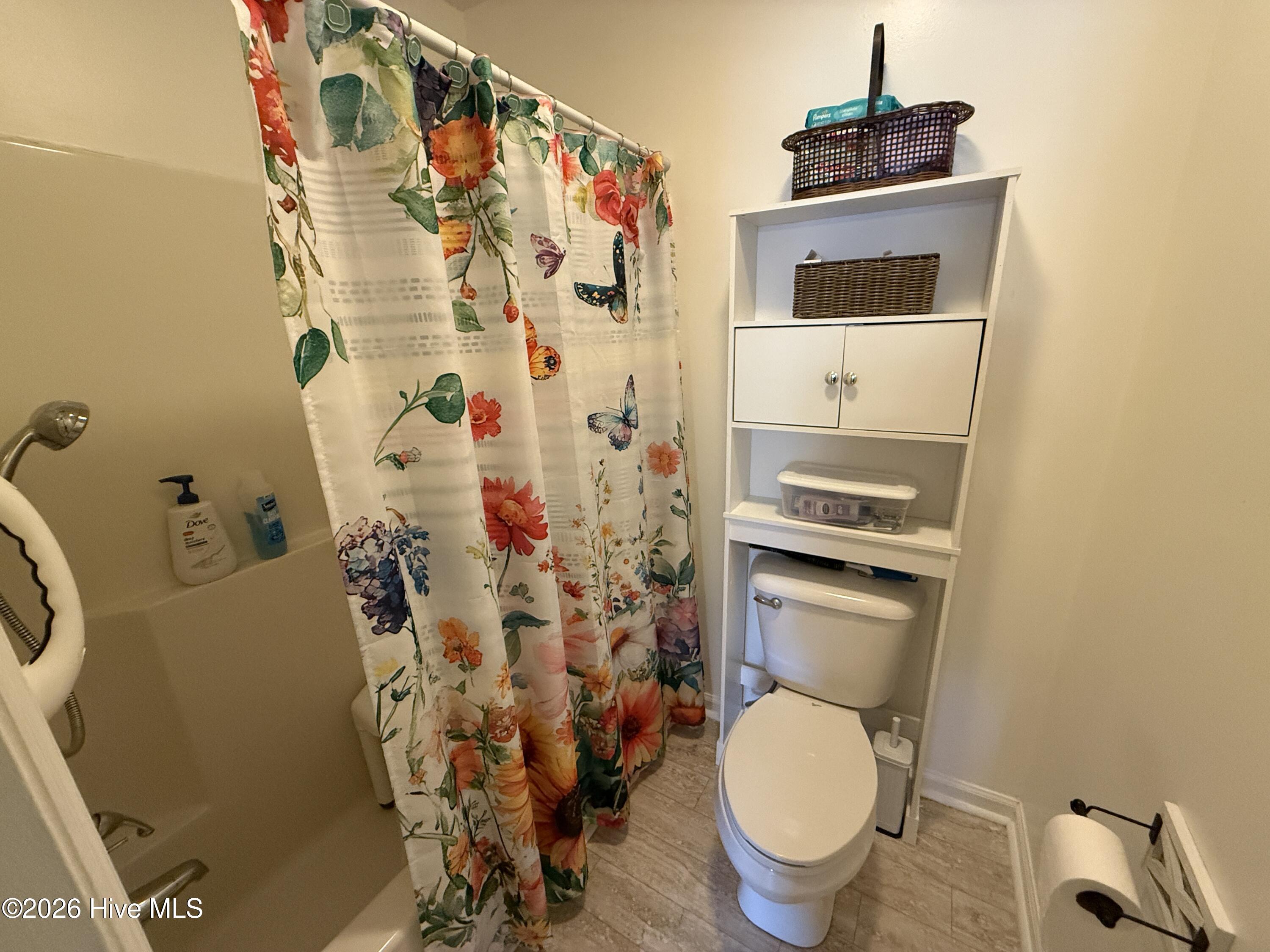 100558019 | Photo 10