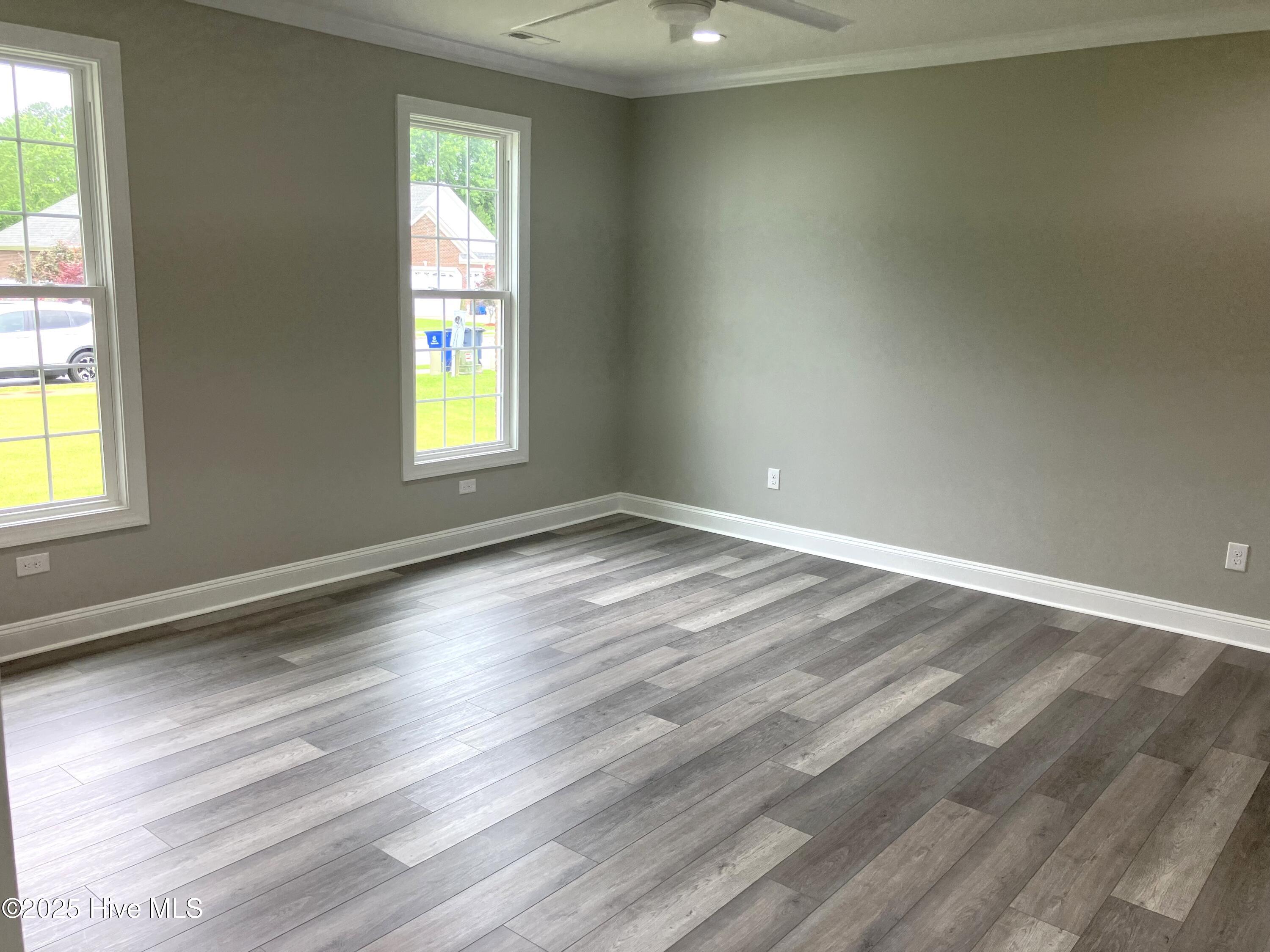 100514108 | Photo 20