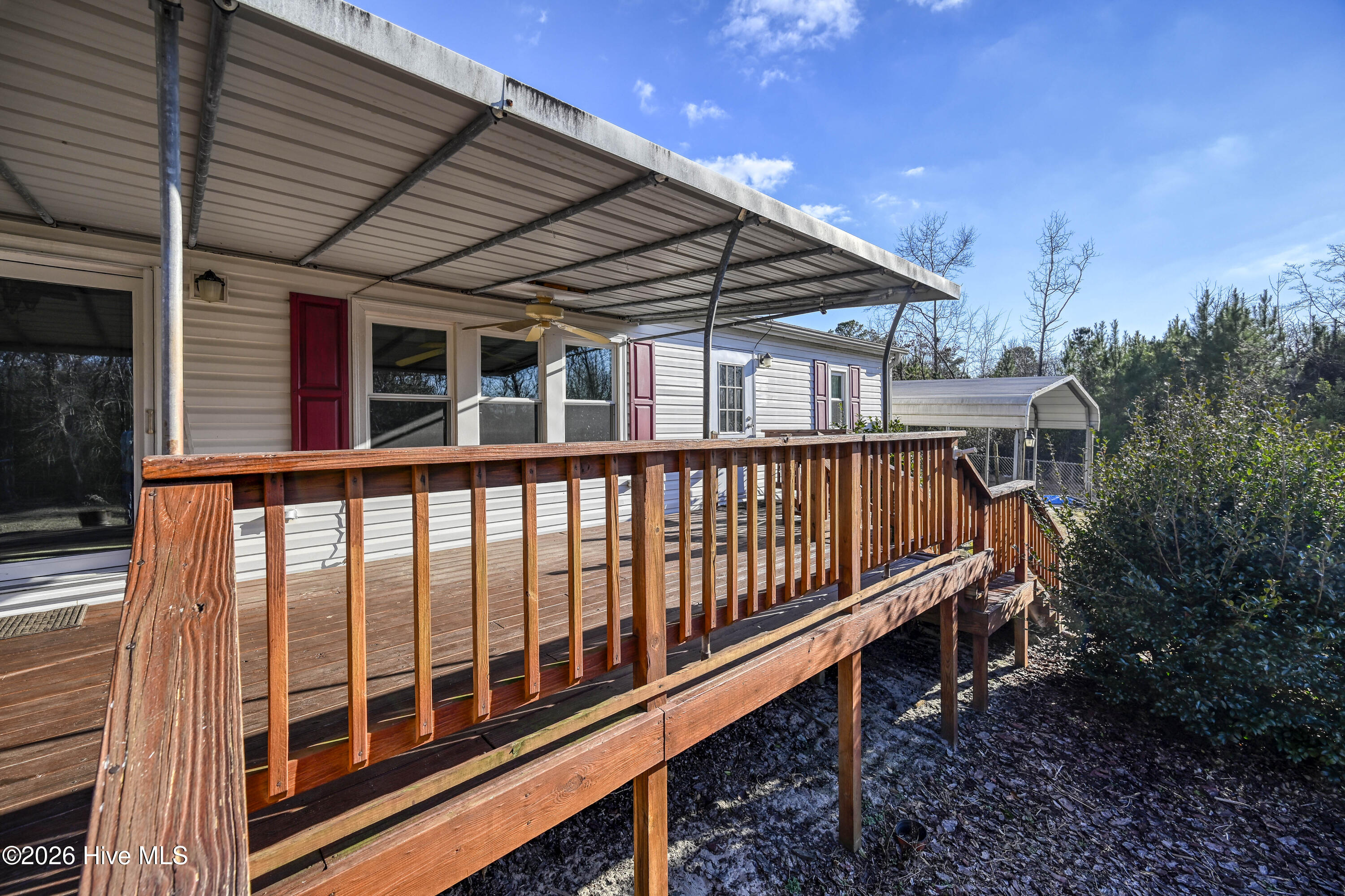 100557580 | Photo 33