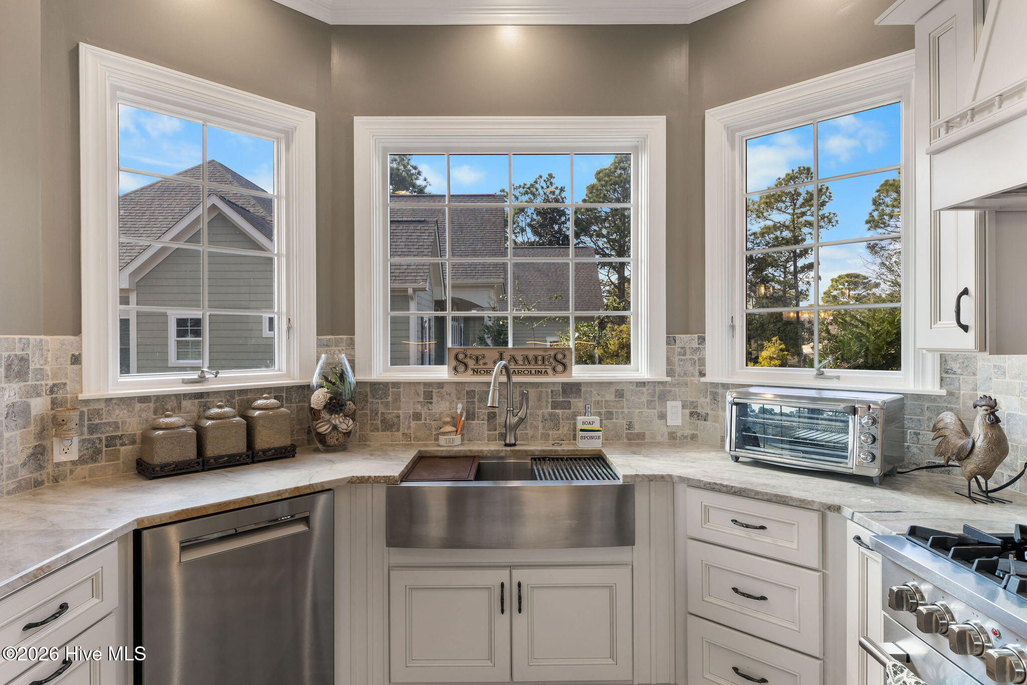 100553597 | Photo 18