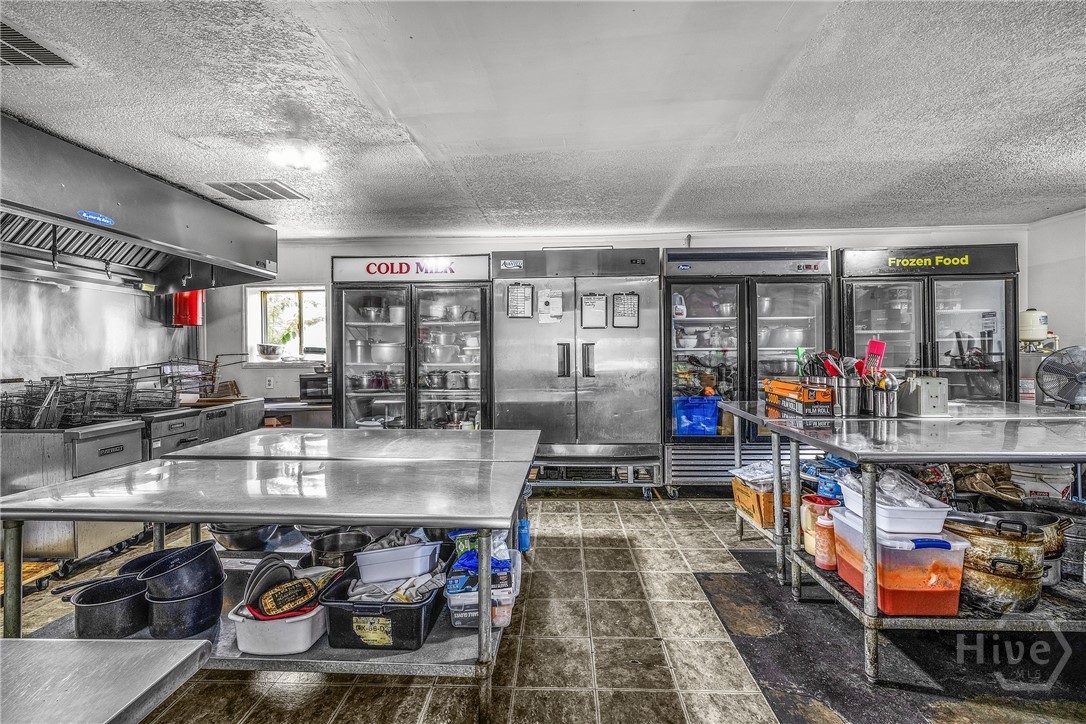 697 W Cherry Street, Jesup, GA, 31545