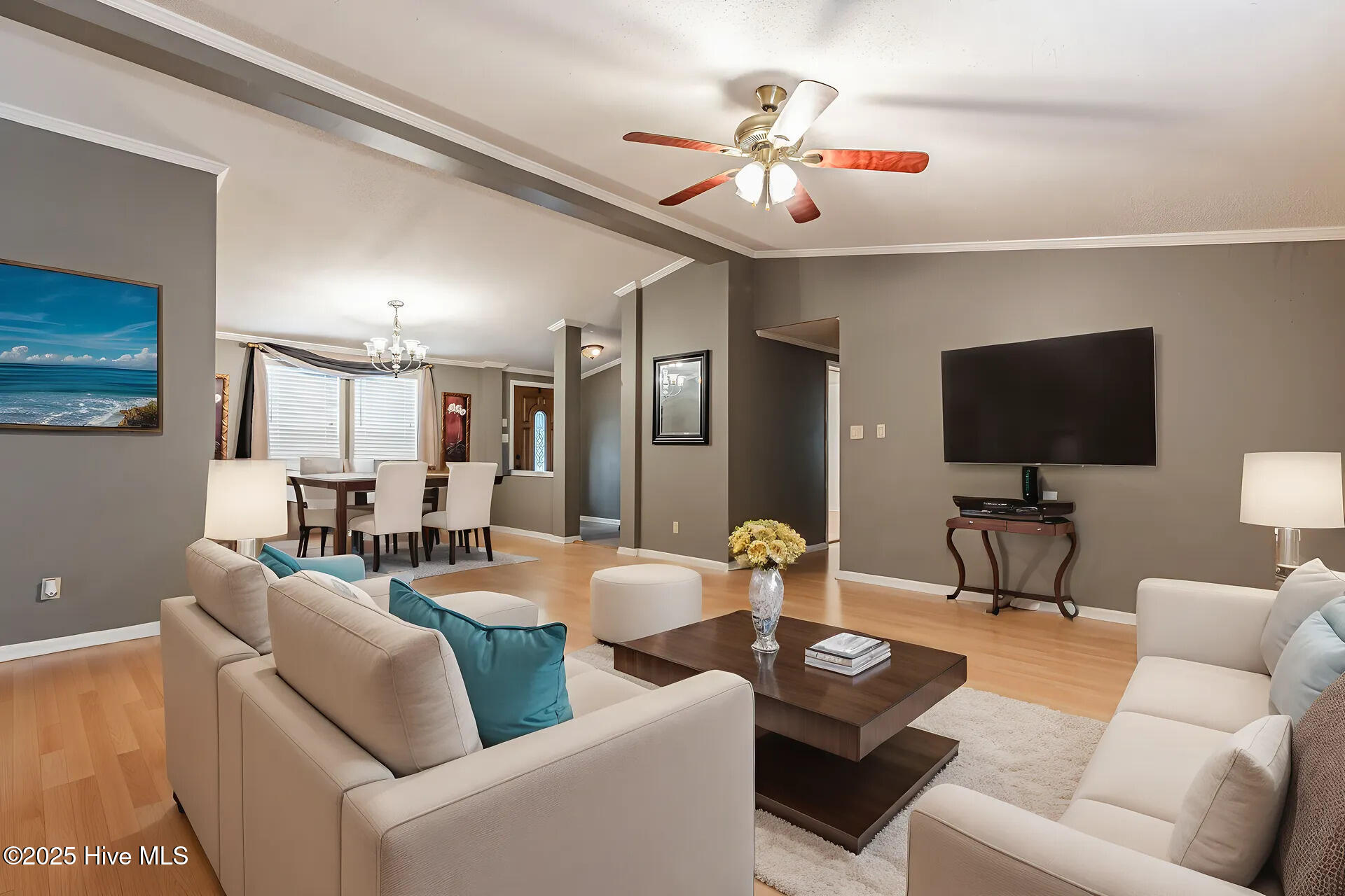 100524257 | Photo 13