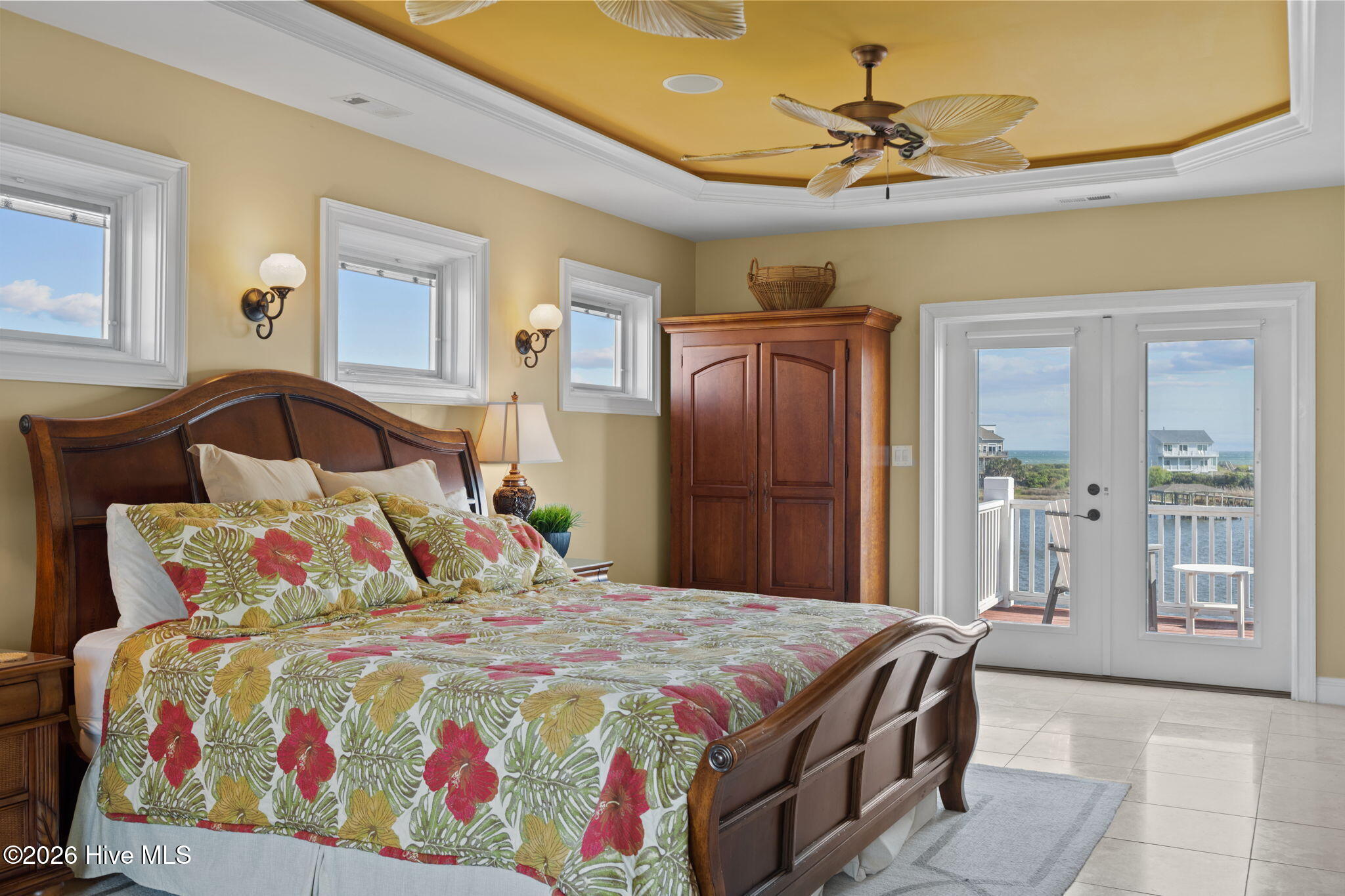 100568549 | Photo 36