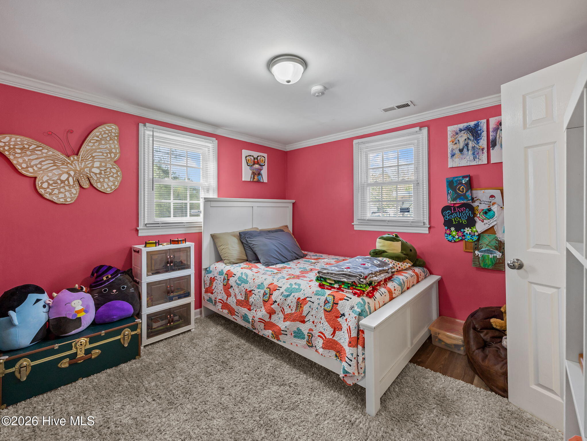 100566121 | Photo 45