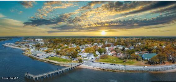 100563923 | Photo 25