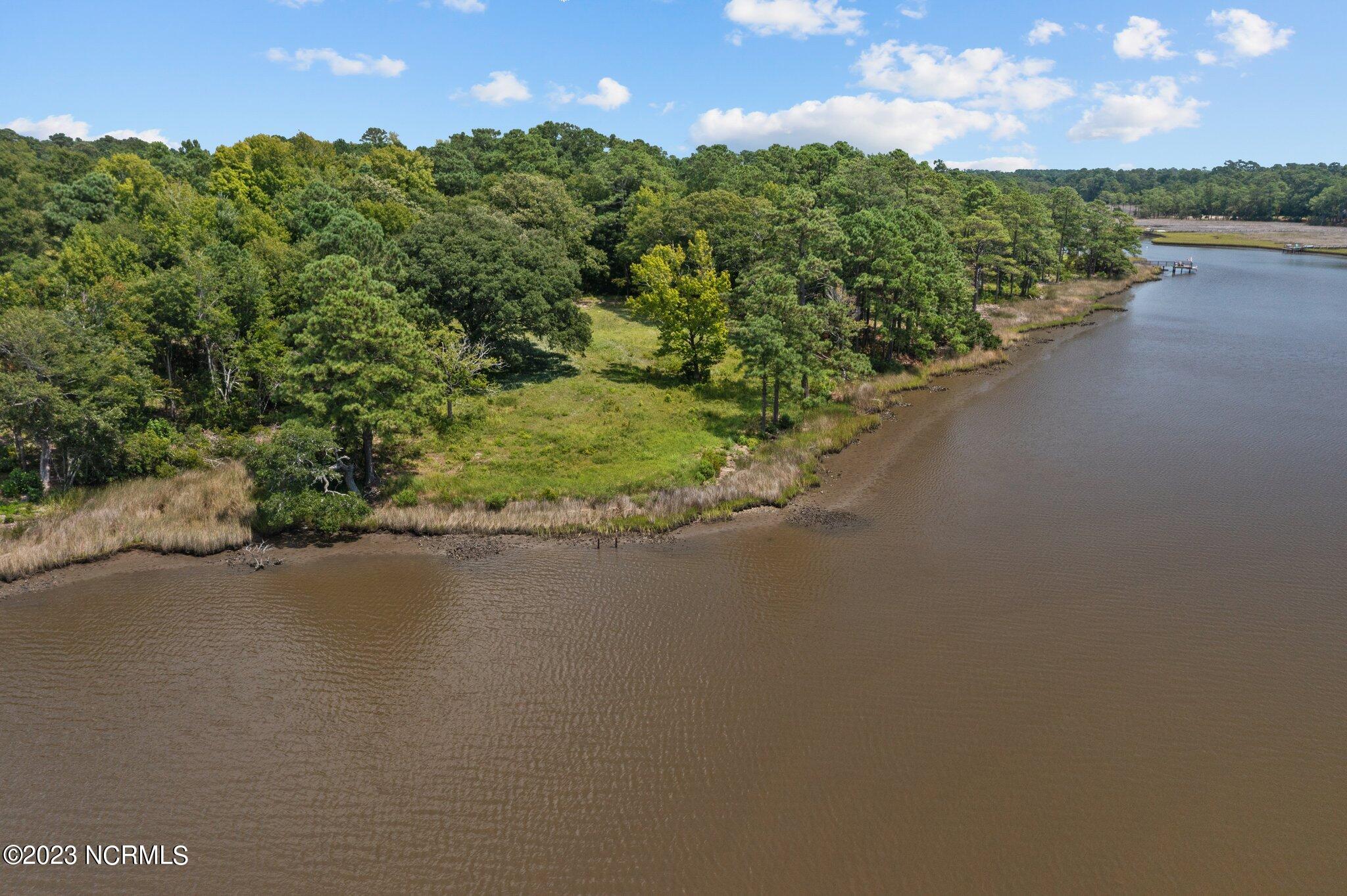 100398253 | Photo 13