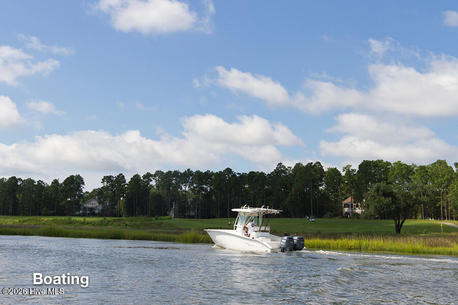 100570366 | Photo 14