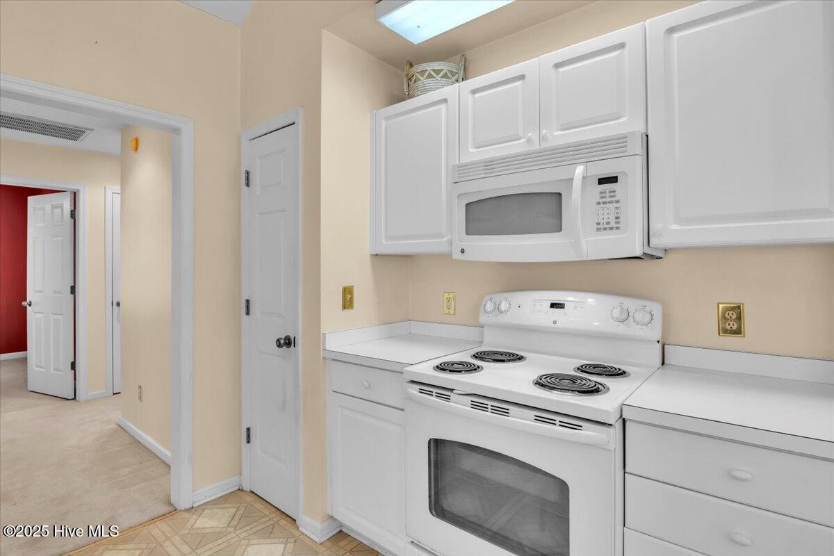 100543778 | Photo 14