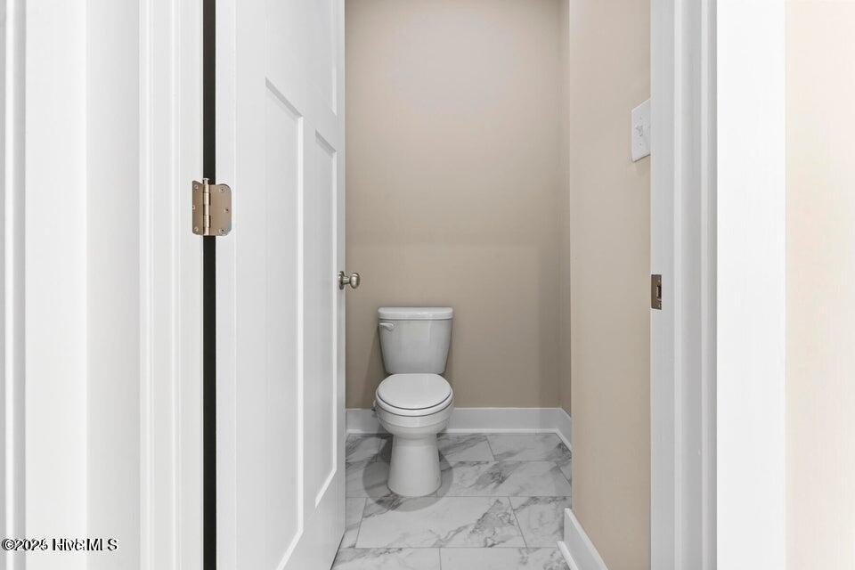 100540139 | Photo 30