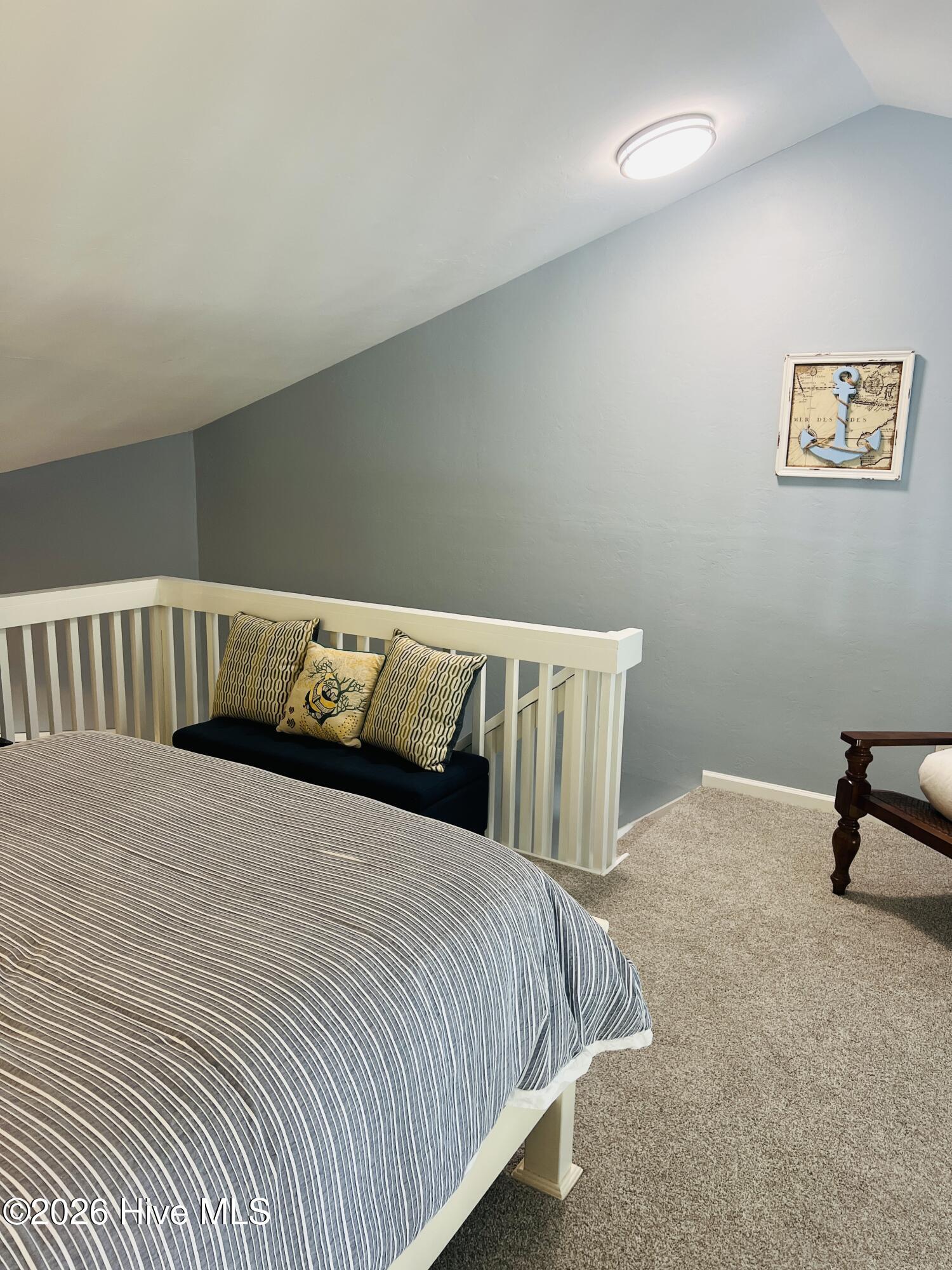 100564975 | Photo 19