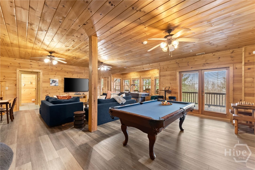 437 Spruce Circle