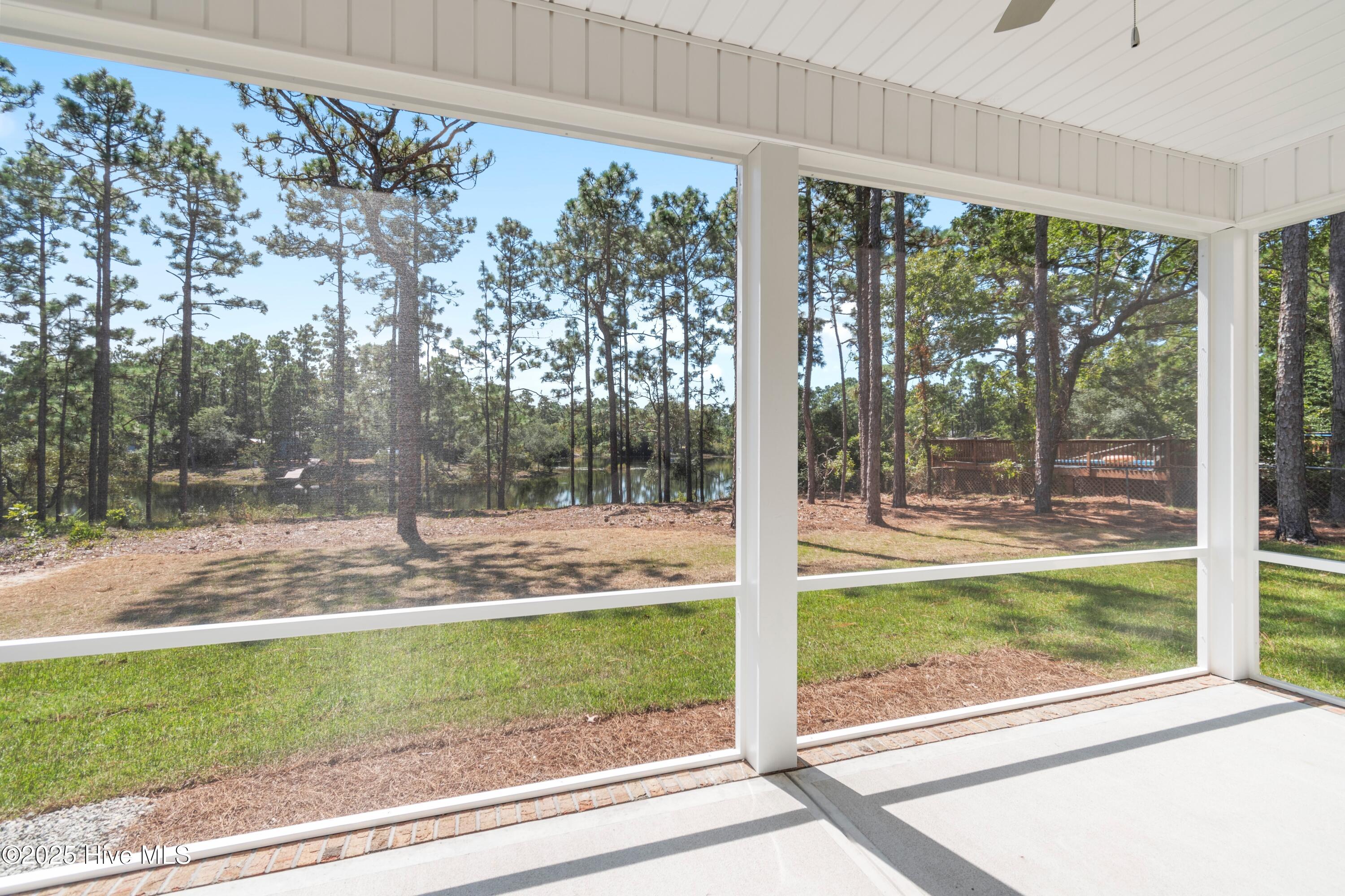 100513249 | Photo 23