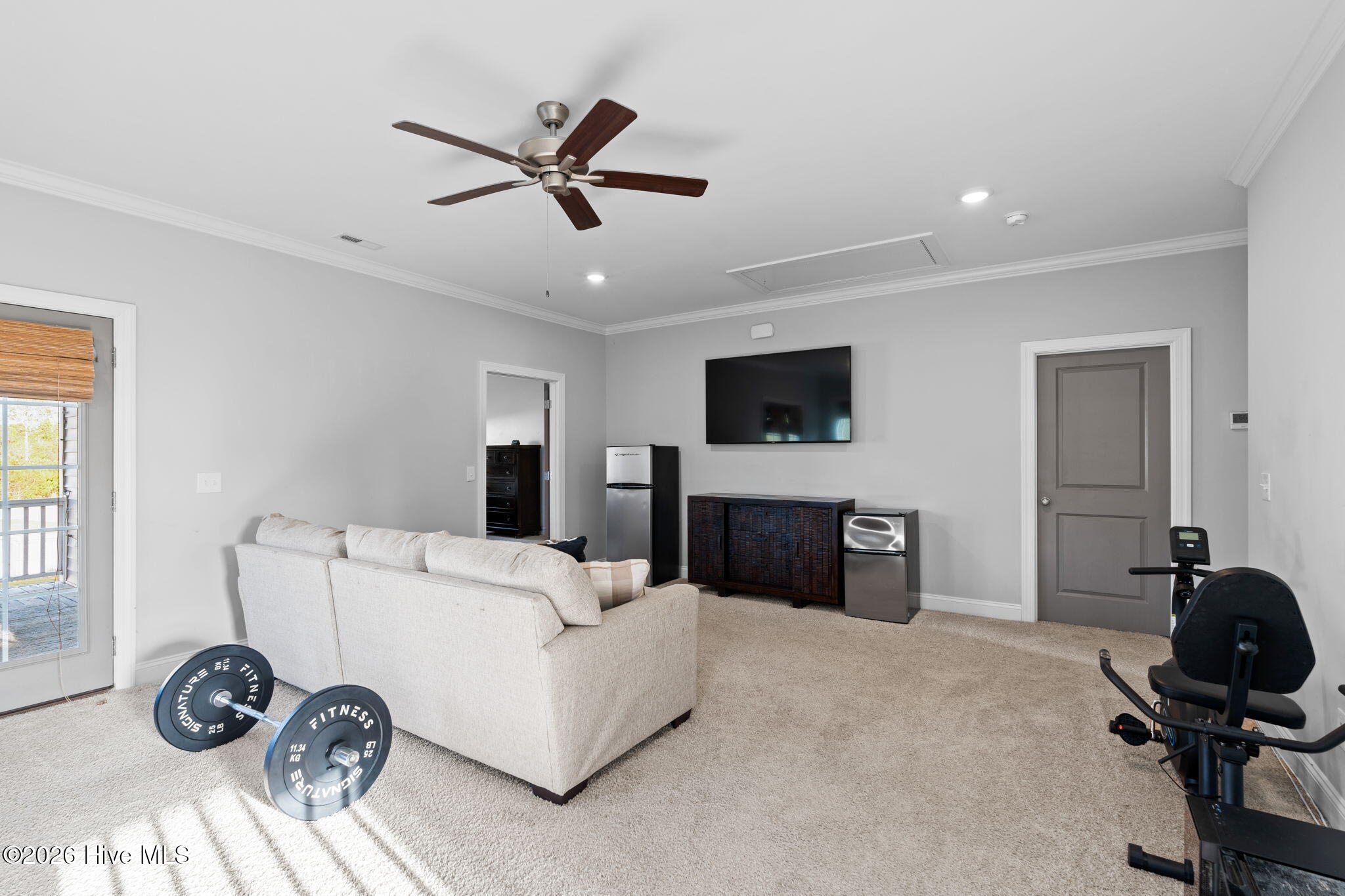 100564954 | Photo 42