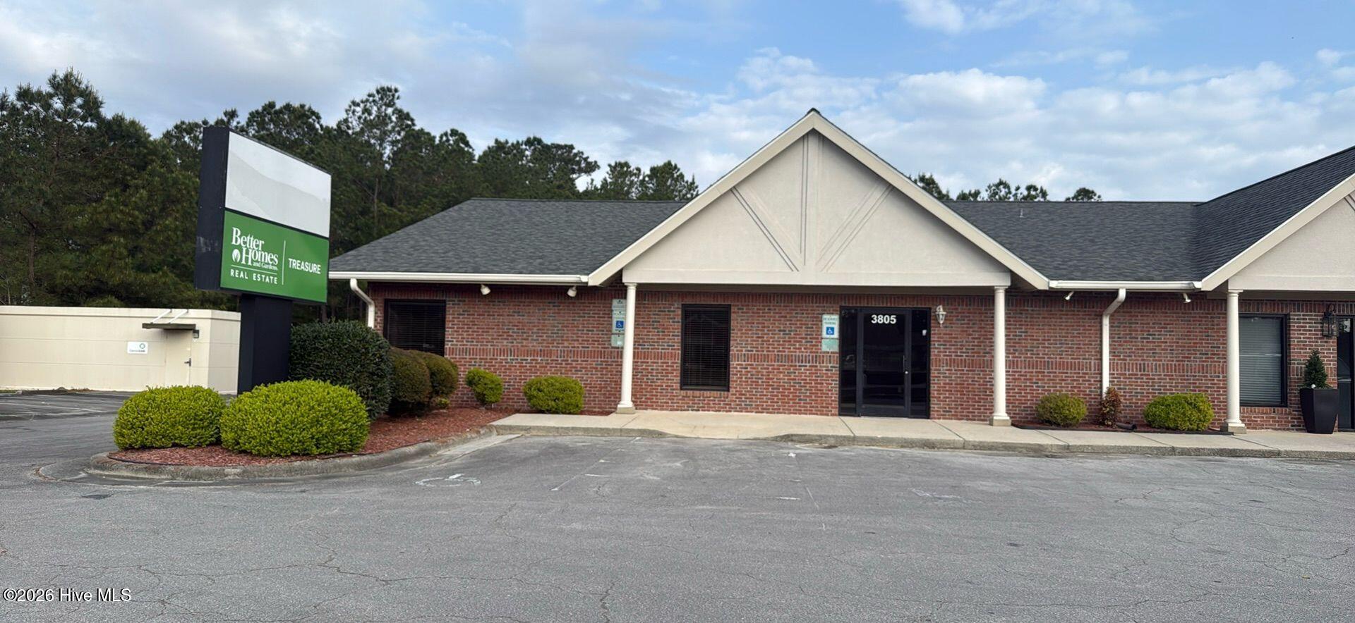 3805 Henderson 