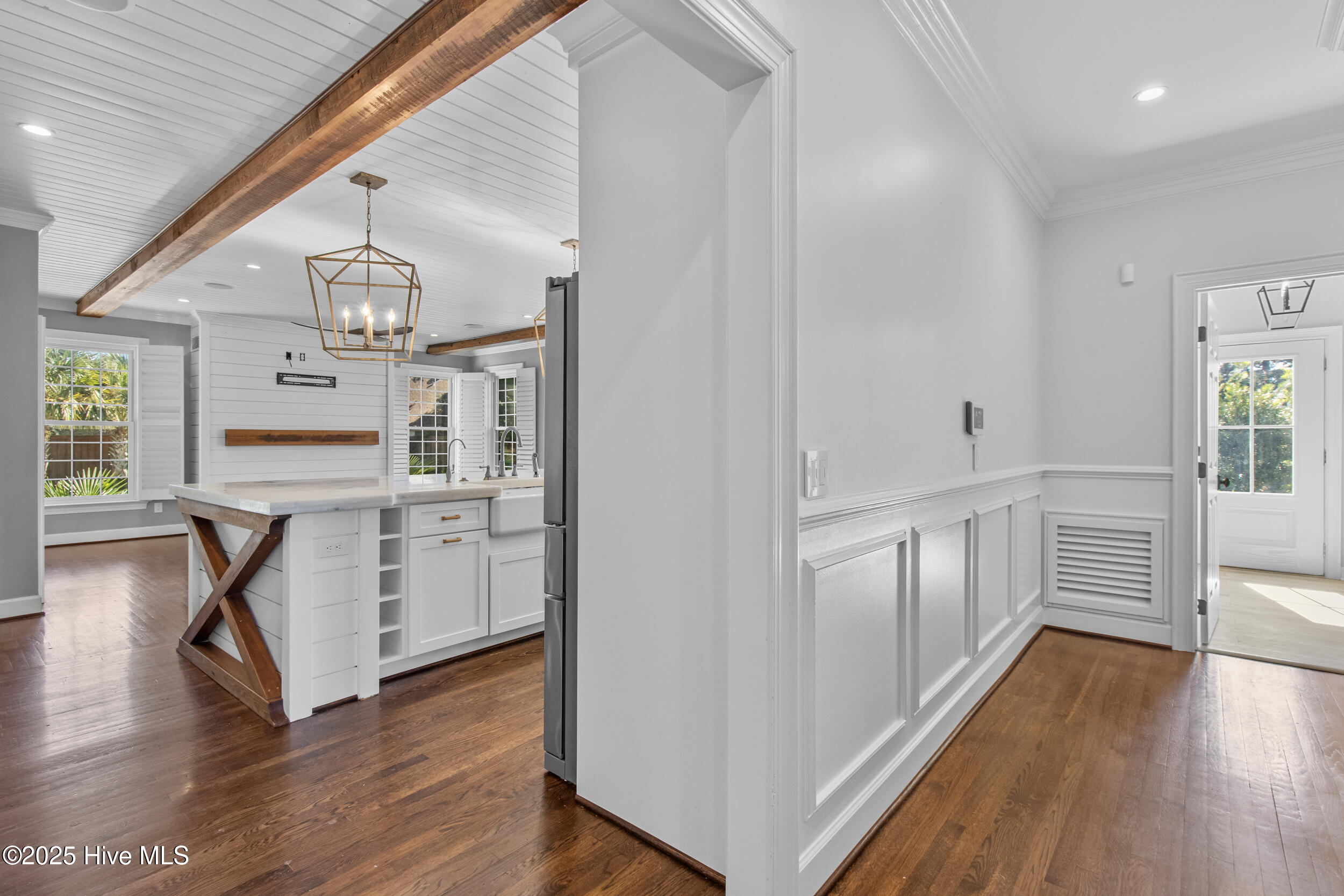 100538758 | Photo 15