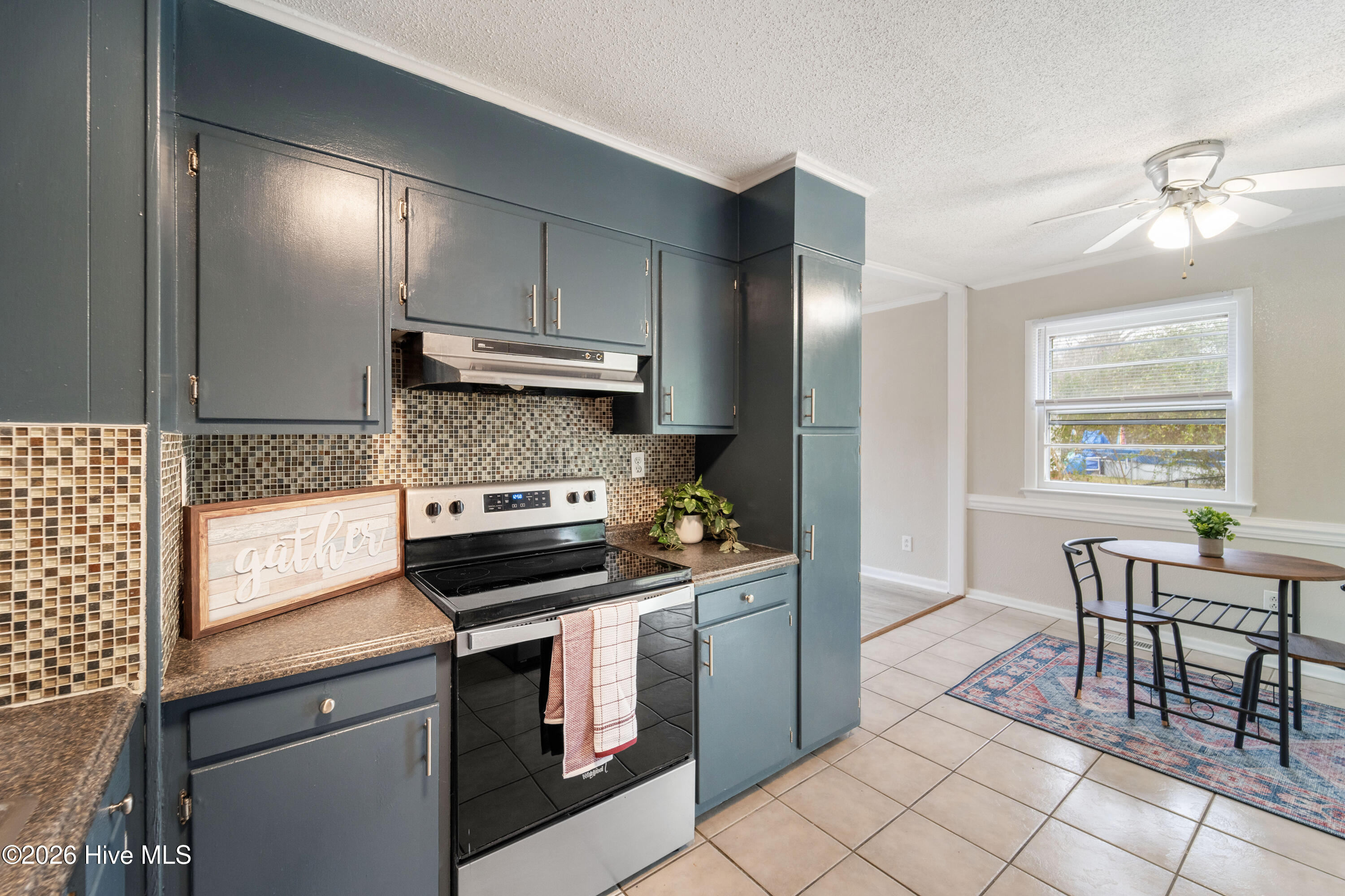 100551090 | Photo 23