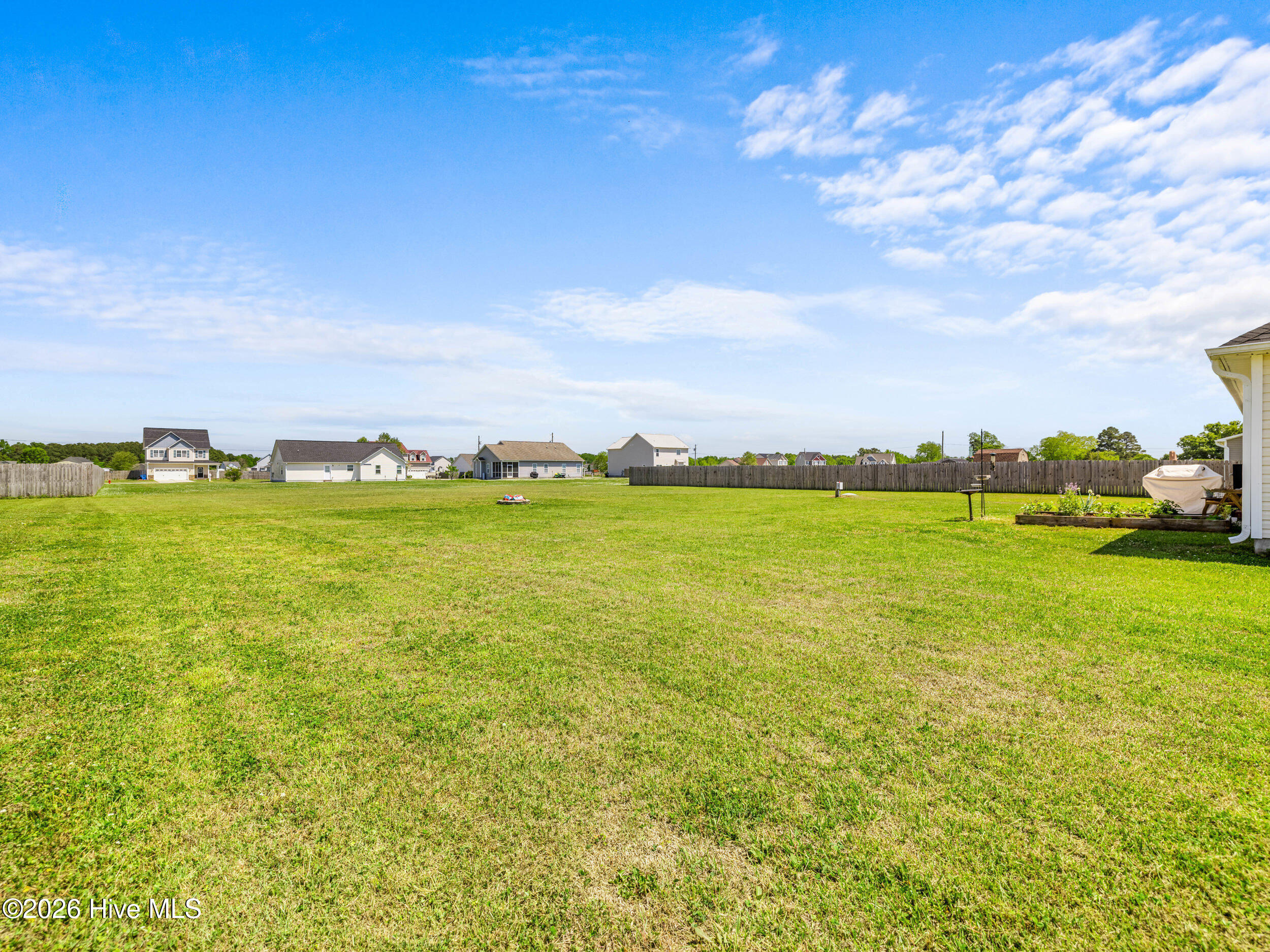 100569588 | Photo 39