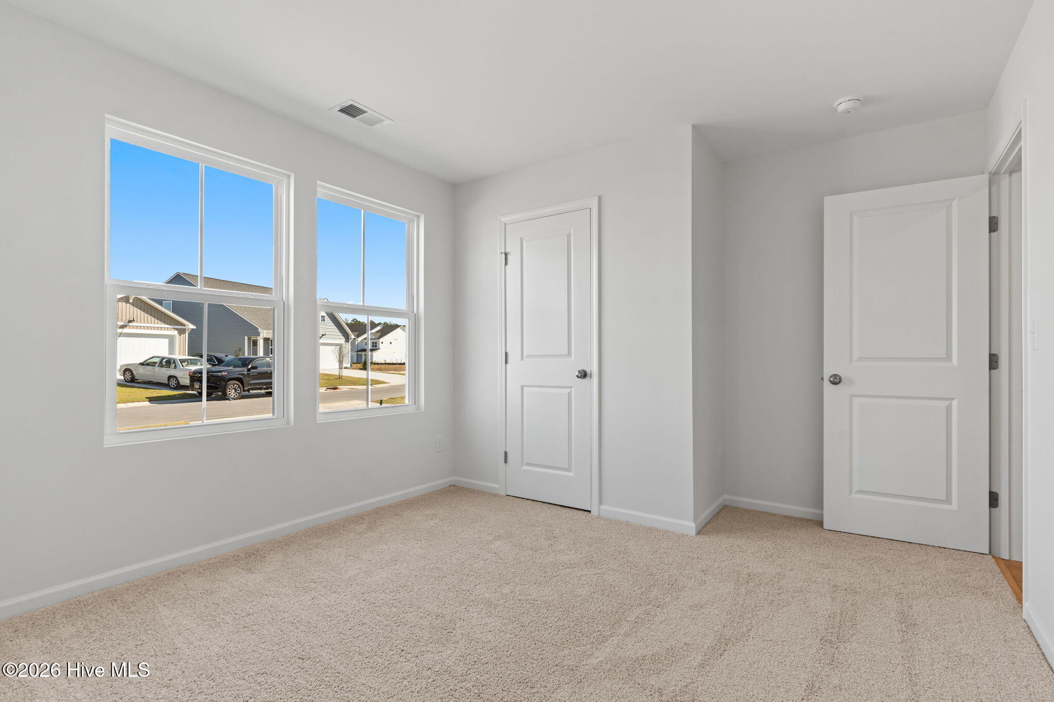 100555271 | Photo 12