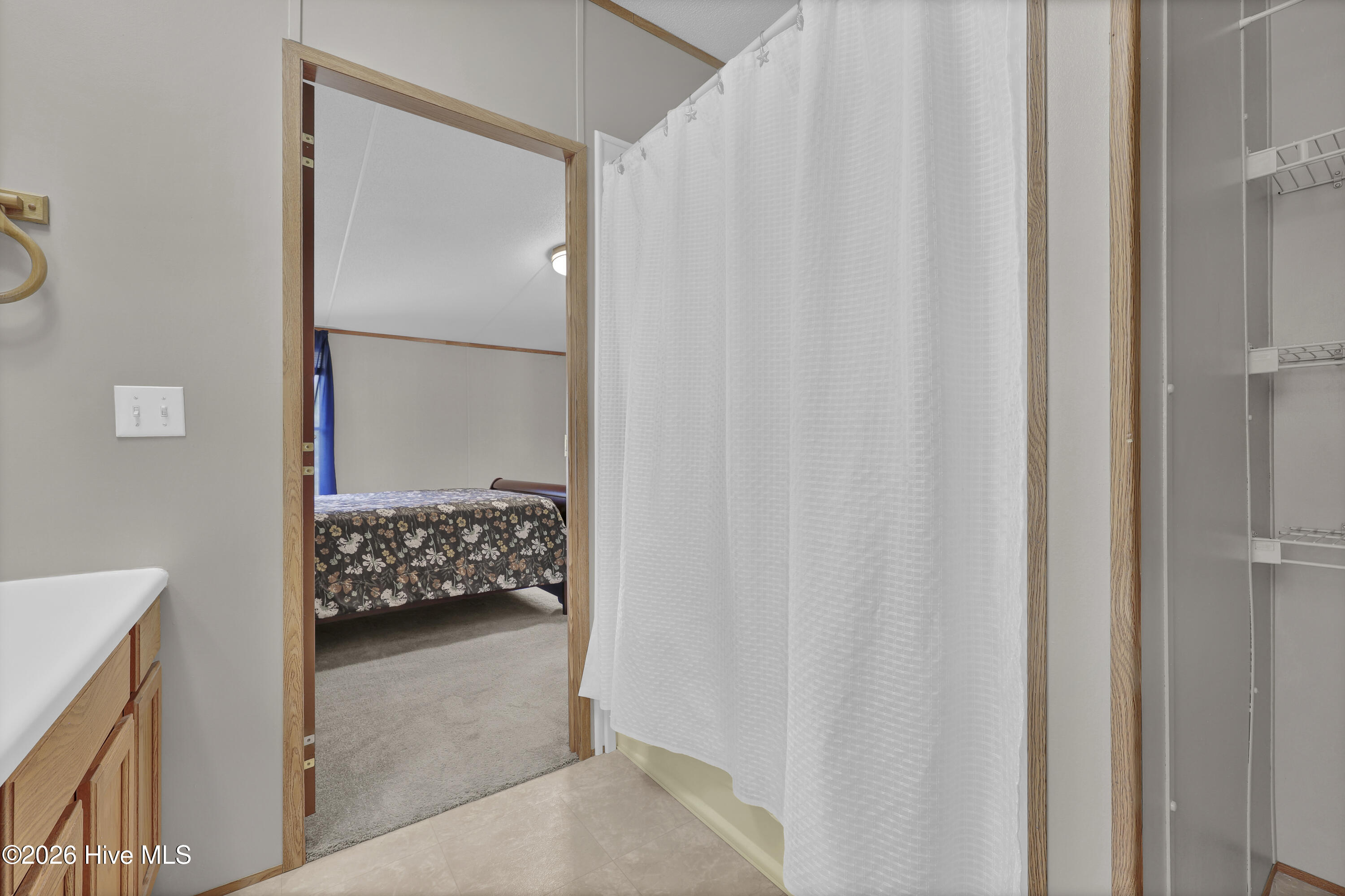 100564318 | Photo 21