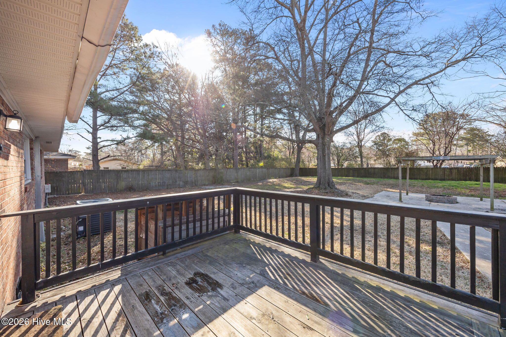 100555962 | Photo 32