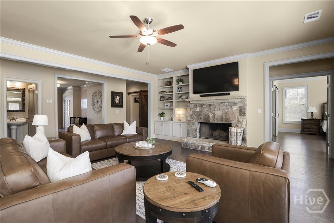 Homes for sale in Jefferson, GA | 309 Sterling Lake Wy, Jefferson, GA 30549 | MLS# CL349552