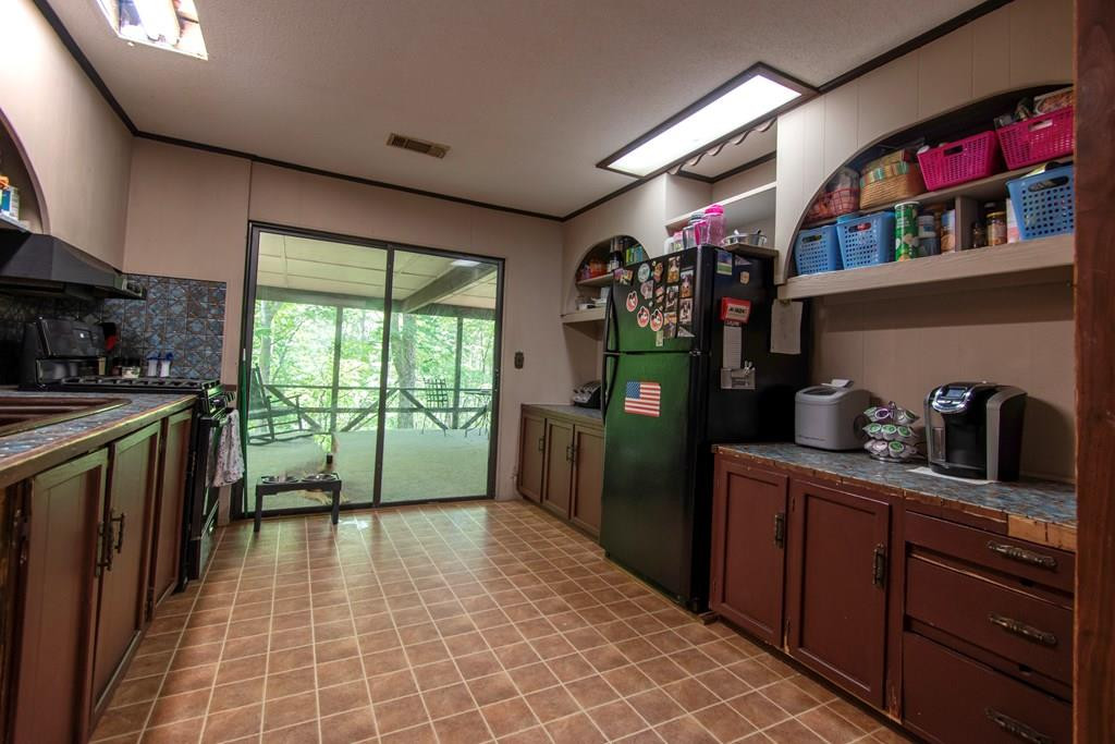 337 Simpson Mountain Road, Murphy, NC 28906 Listing Photo  7