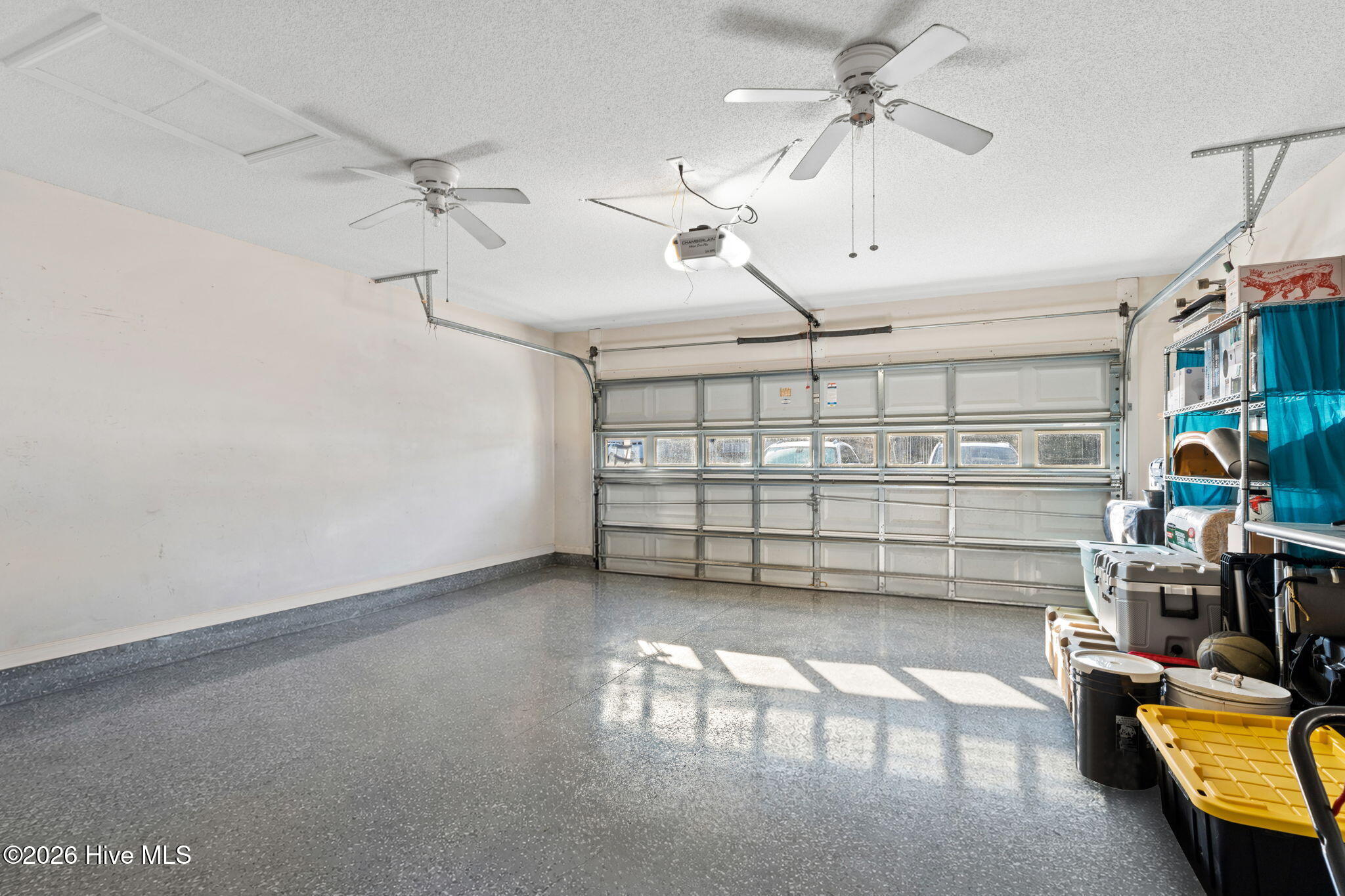 100553429 | Photo 25