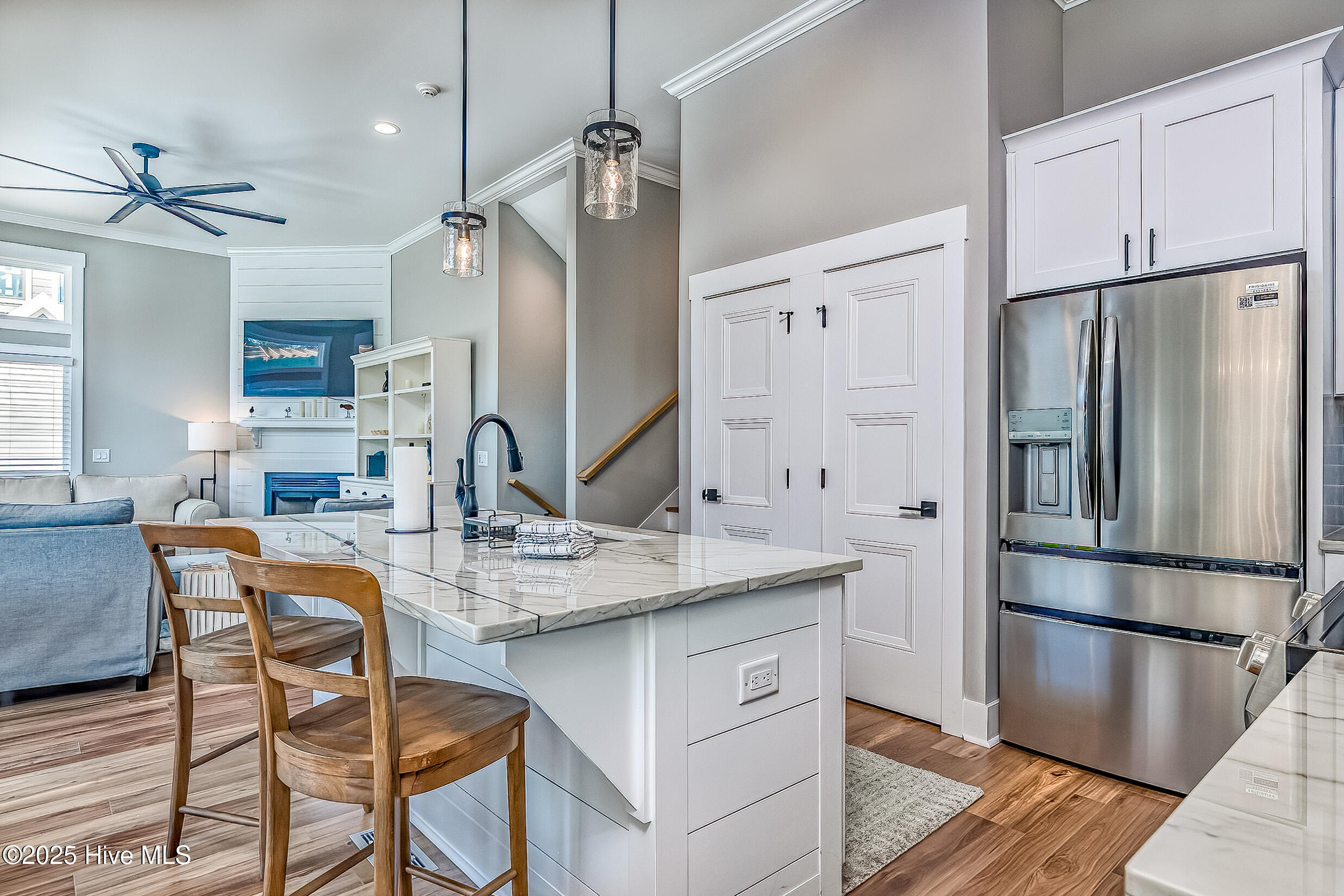 100543334 | Photo 13