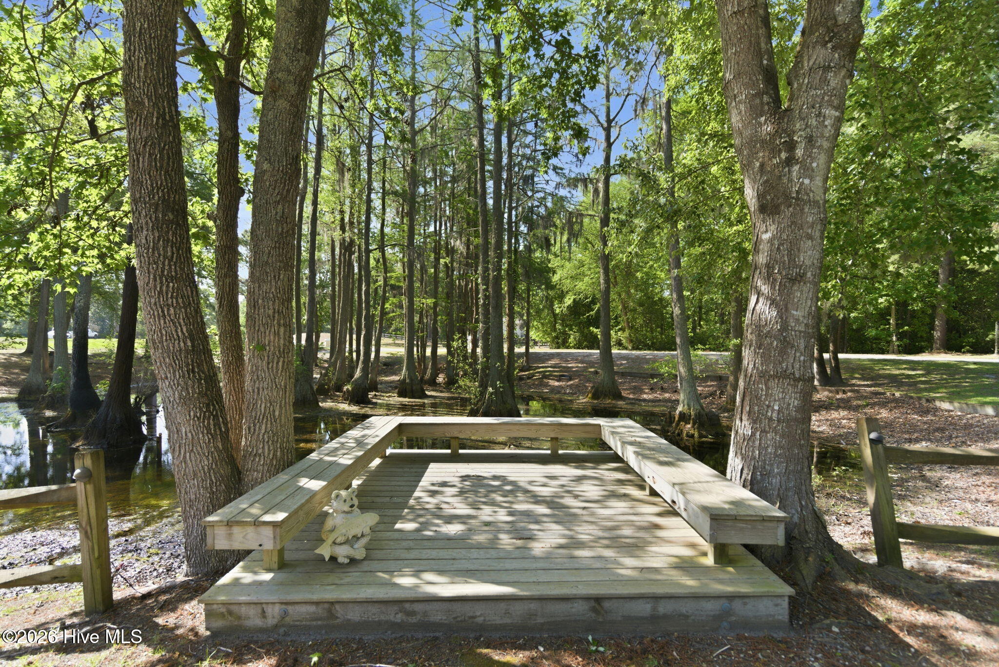 100570615 | Photo 64