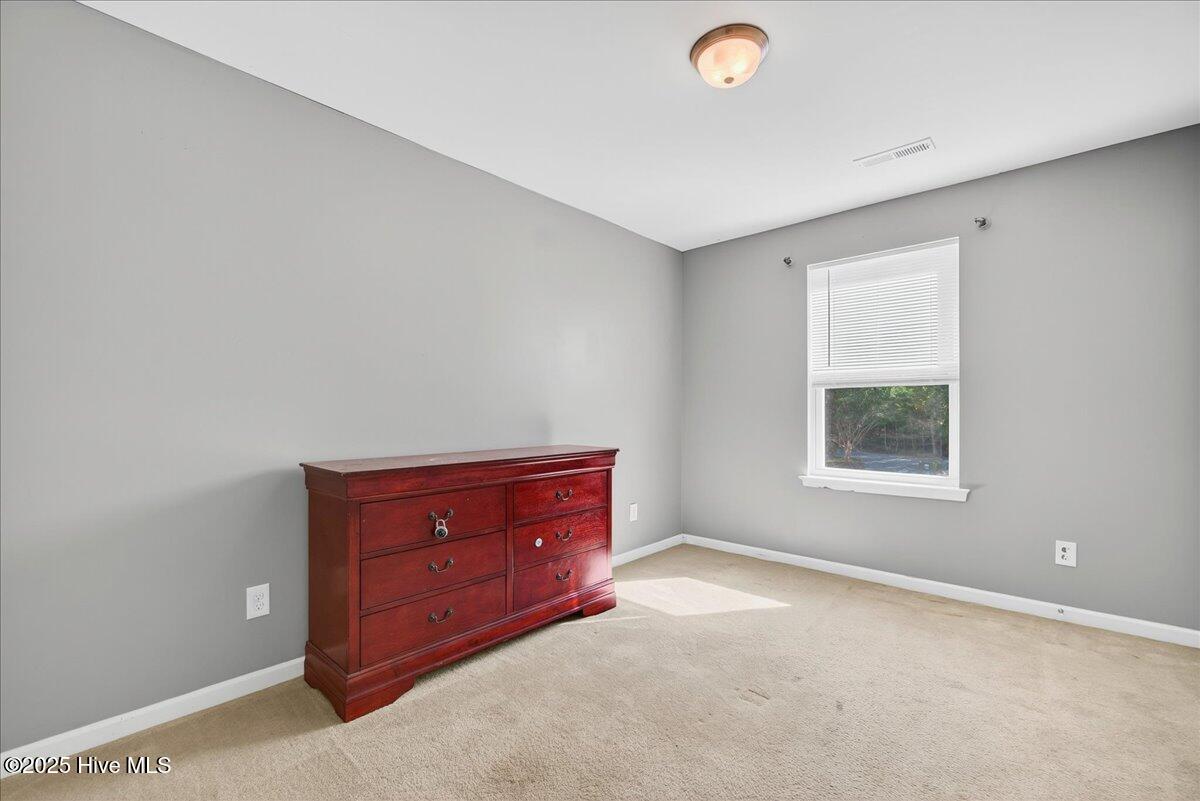 100537745 | Photo 30