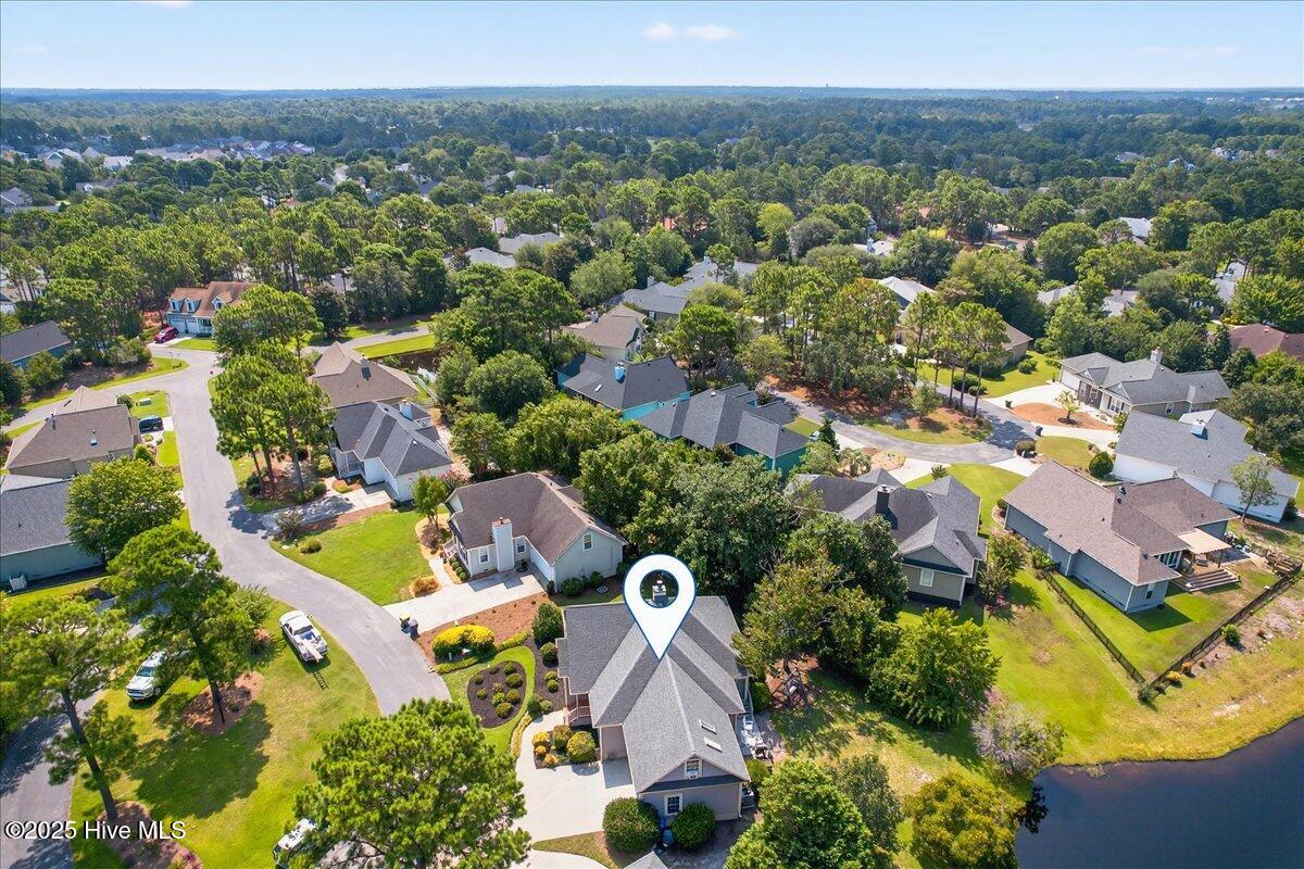 100561885 | Photo 88